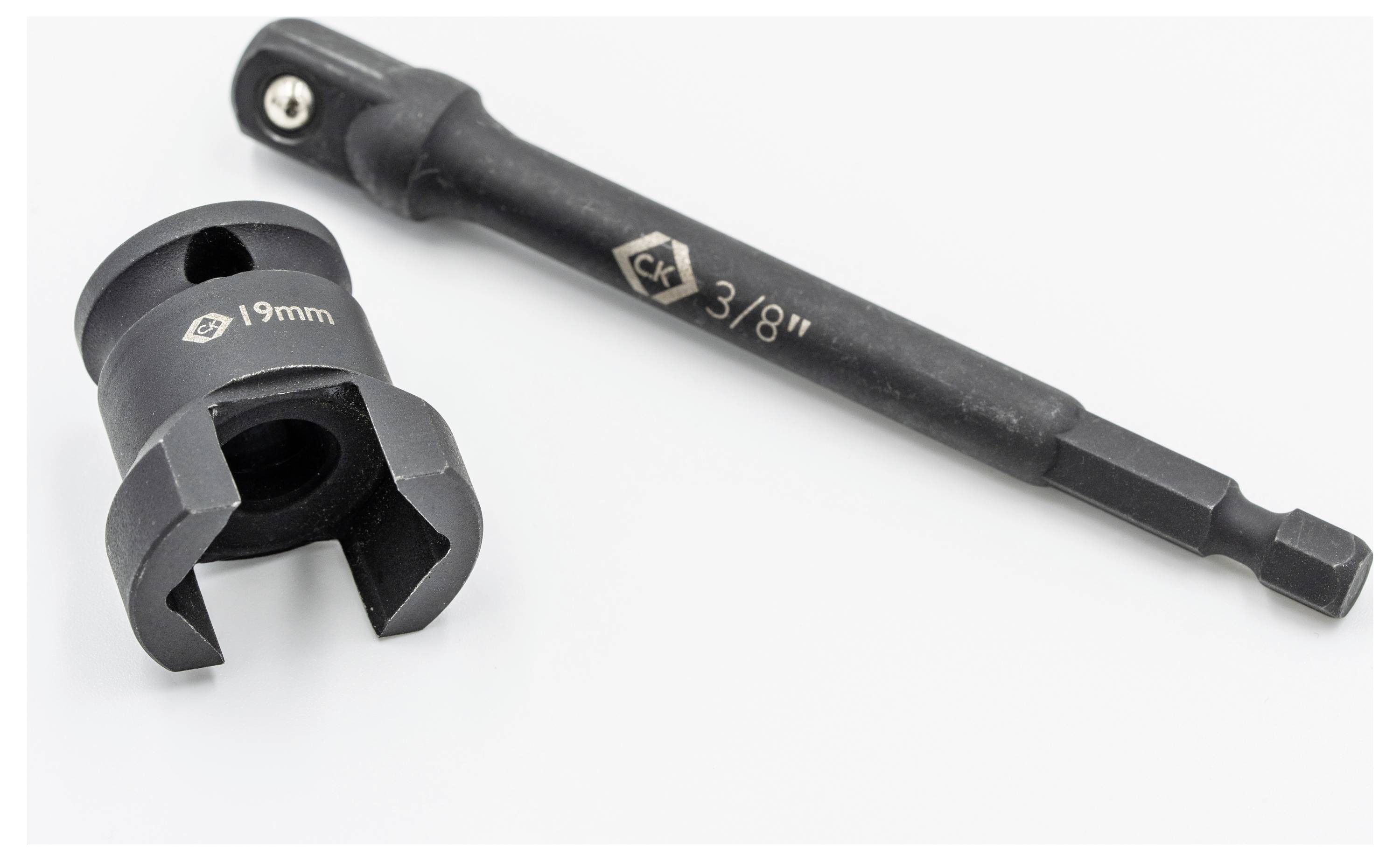 C.K Steckschlüssel 3/8" T4670M 19