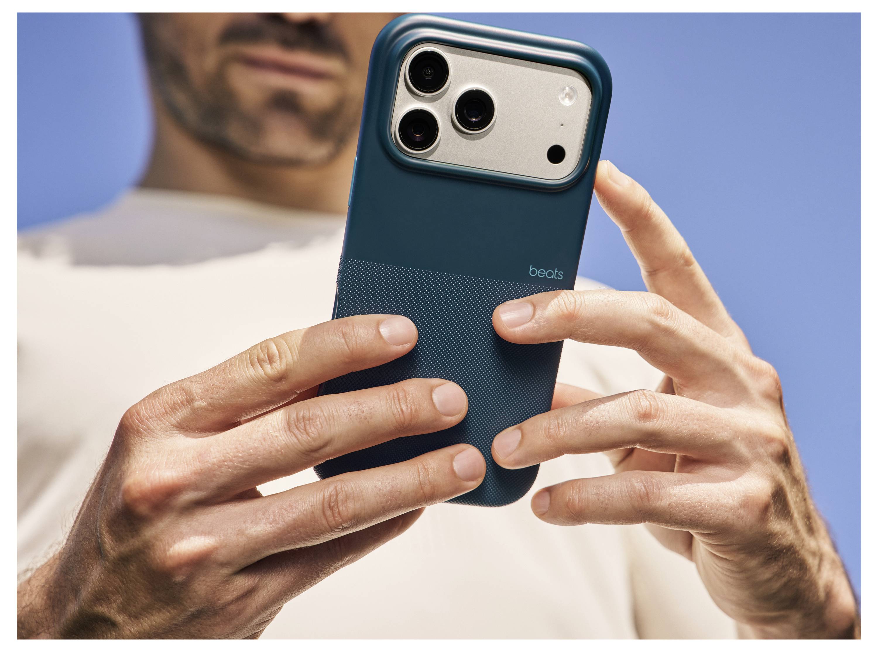 Beats Rugged Case iPhone 17 Pro Max Rocky Mountain Blau MagSafe kompatibel MGJ94LL/A