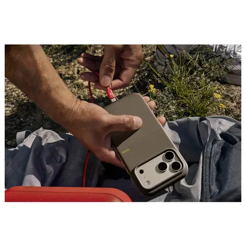 Beats Rugged Case iPhone 17 Pro Max Alpengrau MagSafe kompatibel MGJA4LL/A Beats Rugged Case iPhone 17 Pro Max Alpengrau MagSafe kompatibel MGJA4LL/A