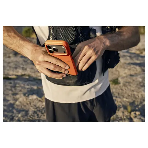 Beats Rugged Case iPhone 17 Pro Max Nevada Orange MagSafe kompatibel MGJC4LL/A Beats Rugged Case iPhone 17 Pro Max Nevada Orange MagSafe kompatibel MGJC4LL/A