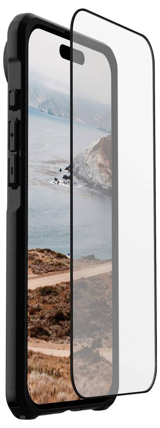 Ein Smartphone mit einer transparenten Displayschutzfolie, das eine Küstenlandschaft mit Klippen und Meer unter einem bewölkten Himmel zeigt.