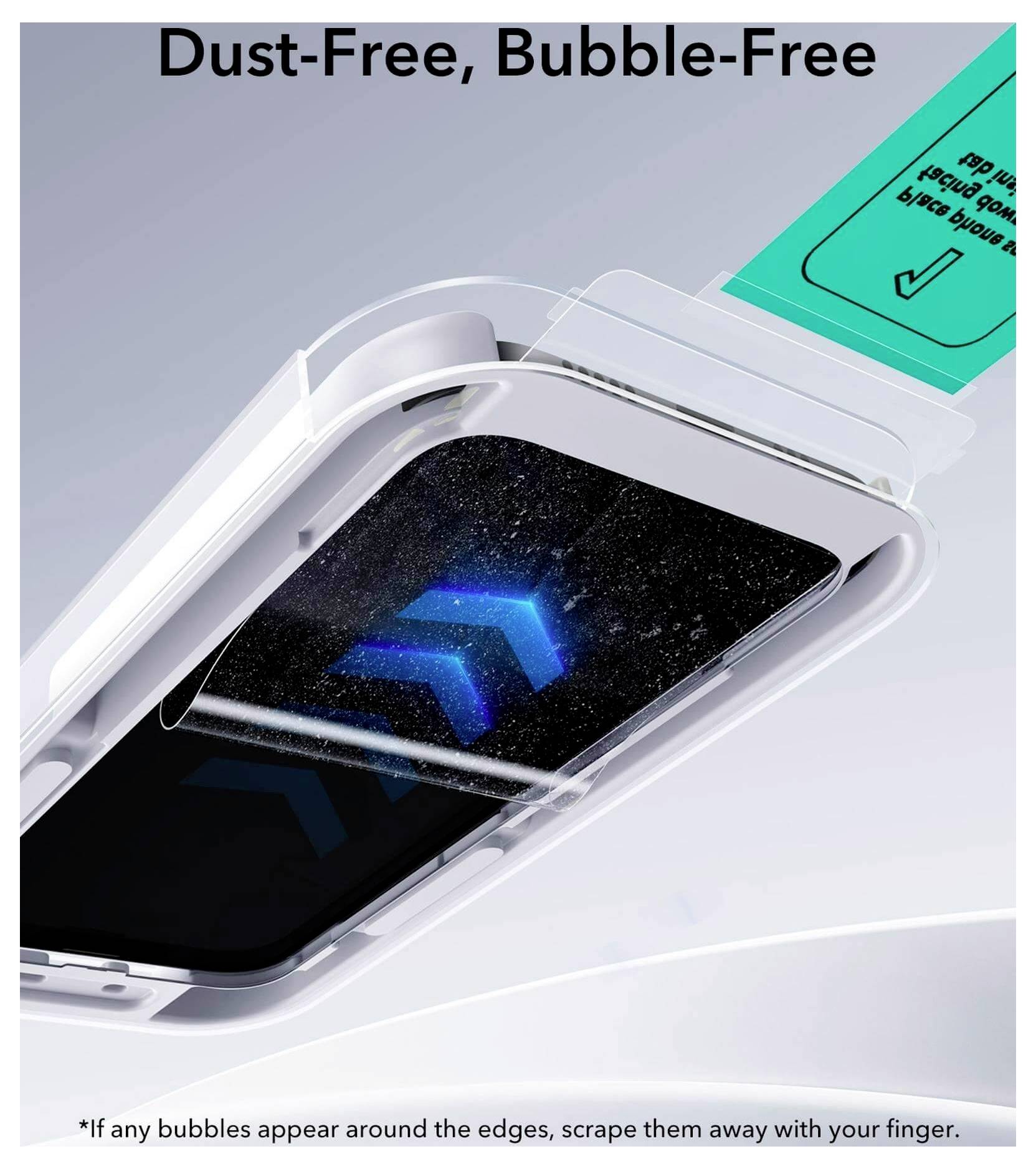 Ein Telefon wird von einer durchsichtigen Schutzfolie bedeckt, mit einem Etikett, das 