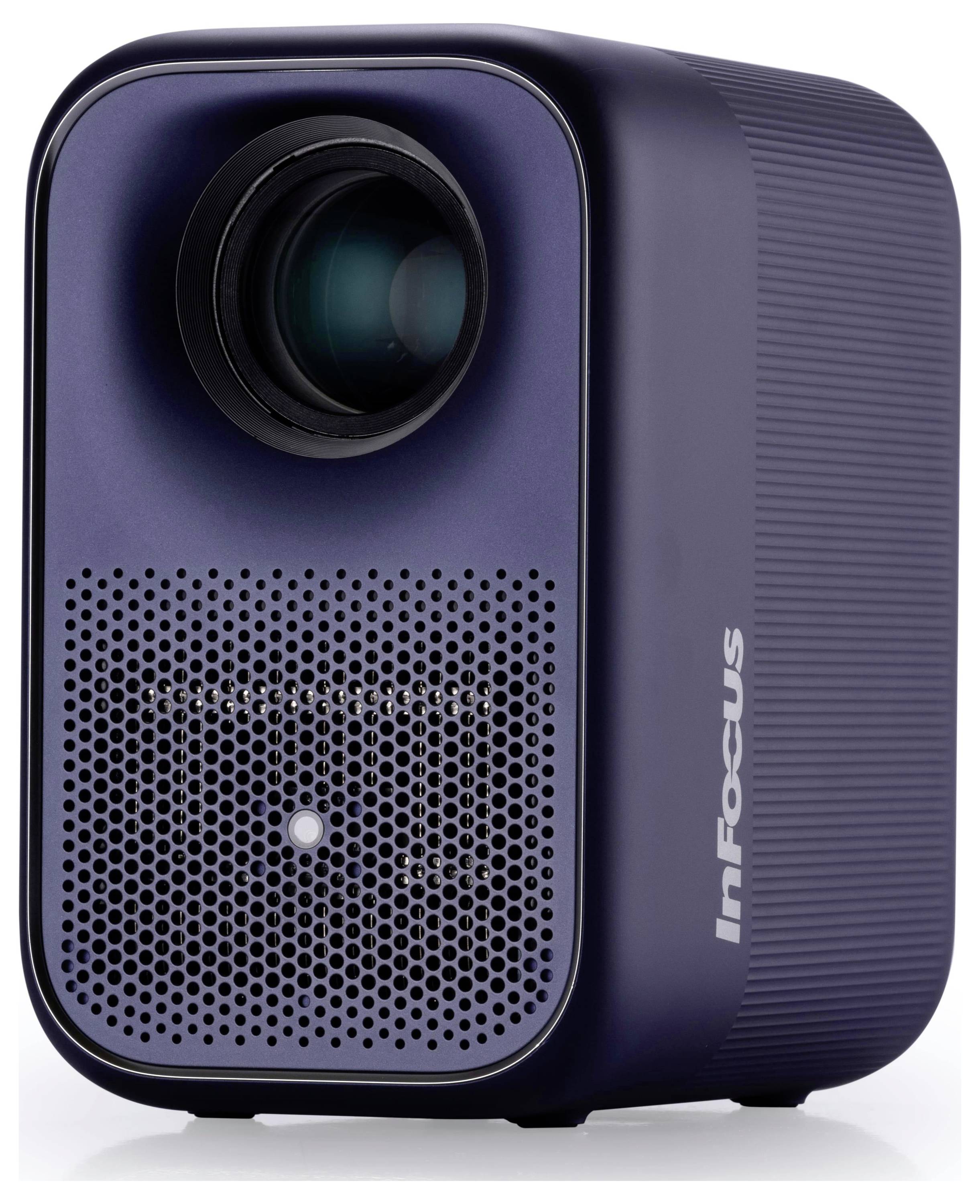 Tragbarer schwarzer Tischprojector mit einer markanten Linse und einer belüfteten Frontblende, auf der der Markenname 'InFocus' angebracht ist.