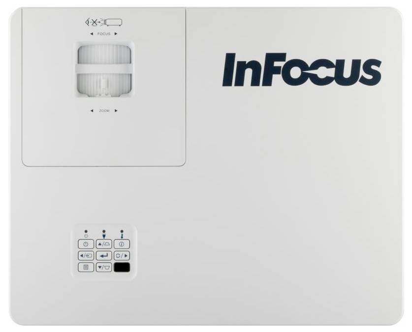 Ein weißer InFocus-Projektor von oben, der Objektiveinstellungsrädchen und ein Bedienfeld mit Richtungs- und Menütasten zeigt.
