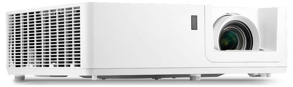 Ein weißer Multimediaprojector mit einer sichtbaren Linse auf der rechten Seite, konzipiert für Präsentationen oder Heimkinozwecke.