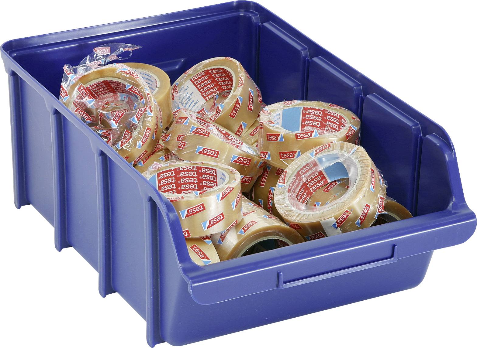 Eine blaue Plastikbox gefüllt mit mehreren Rollen transparentem Klebeband, die jeweils mit rot-weißer Markierung versehen sind.
