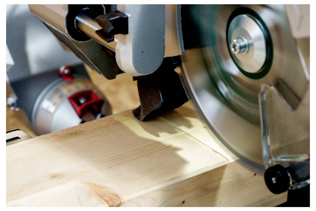 Metabo KGSV 254 MC Kappsäge 254mm 30mm 1450 W, 1800W