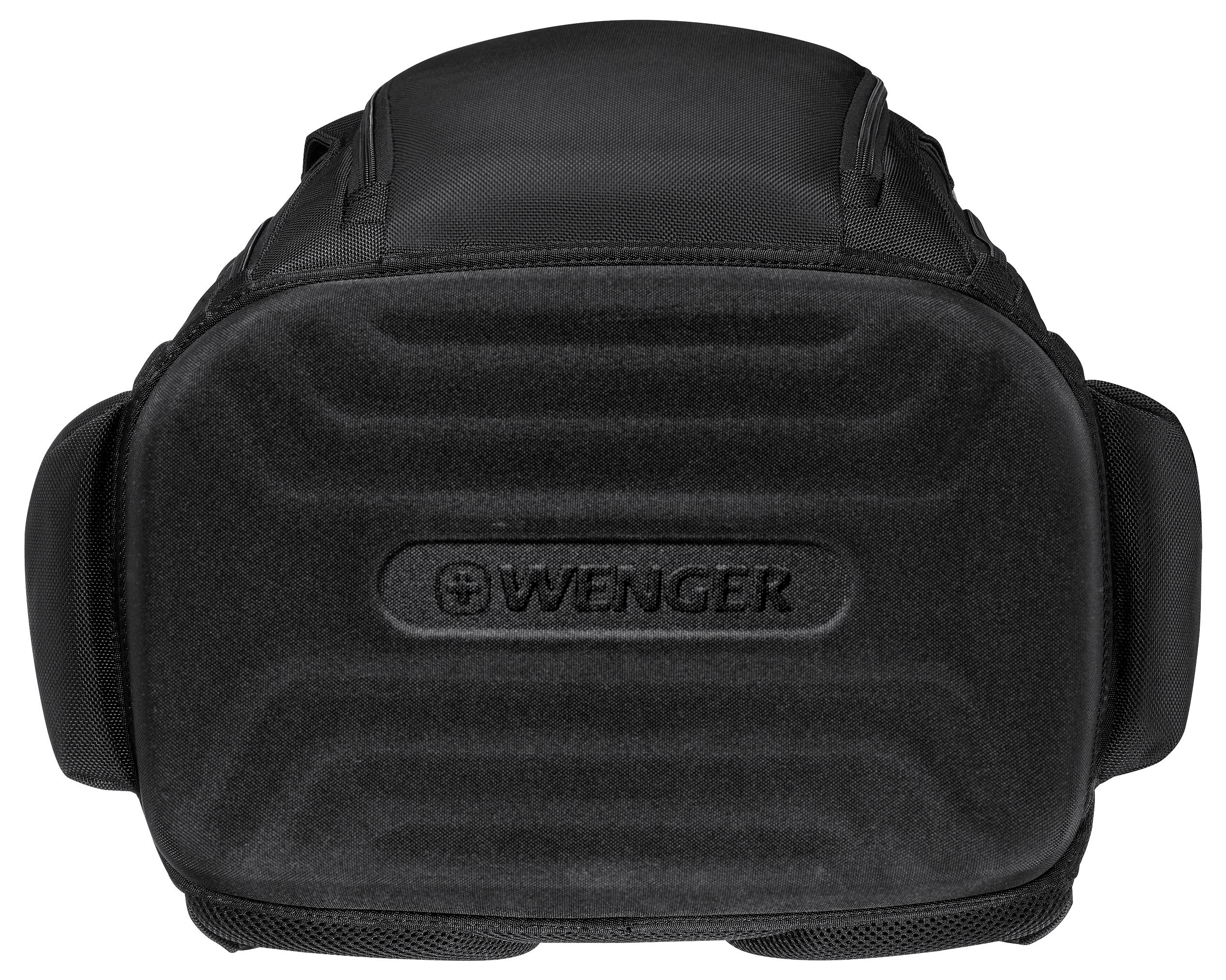 Ein schwarzer rechteckiger Rucksack mit der Aufschrift 'WENGER', die auf dem Rückenpanel eingeprägt ist. Seiten- und Tragegriffe sind vor einem weißen Hintergrund sichtbar.