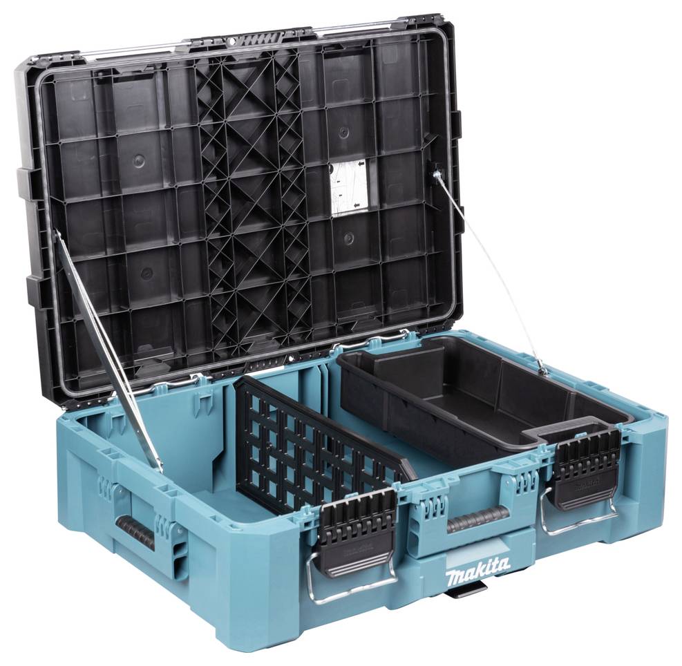Ein offener Makita-Werkzeugkoffer mit Fächern und Organisatoren zur Aufbewahrung von Werkzeugen, dargestellt auf einer Oberfläche stehend mit geöffnetem Deckel, der den internen Stauraum zeigt.
