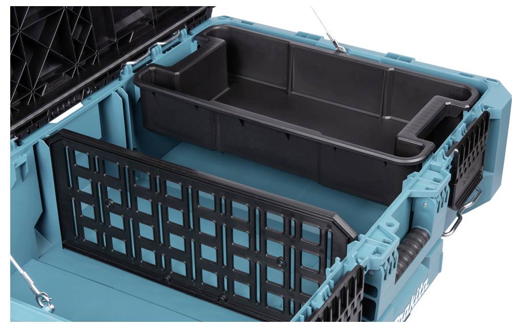 Eine offene türkisfarbene Werkzeugkiste mit schwarzen Fächern und einem Gitternetzbereich zur Aufbewahrung, die reichlich Stauraum bietet.