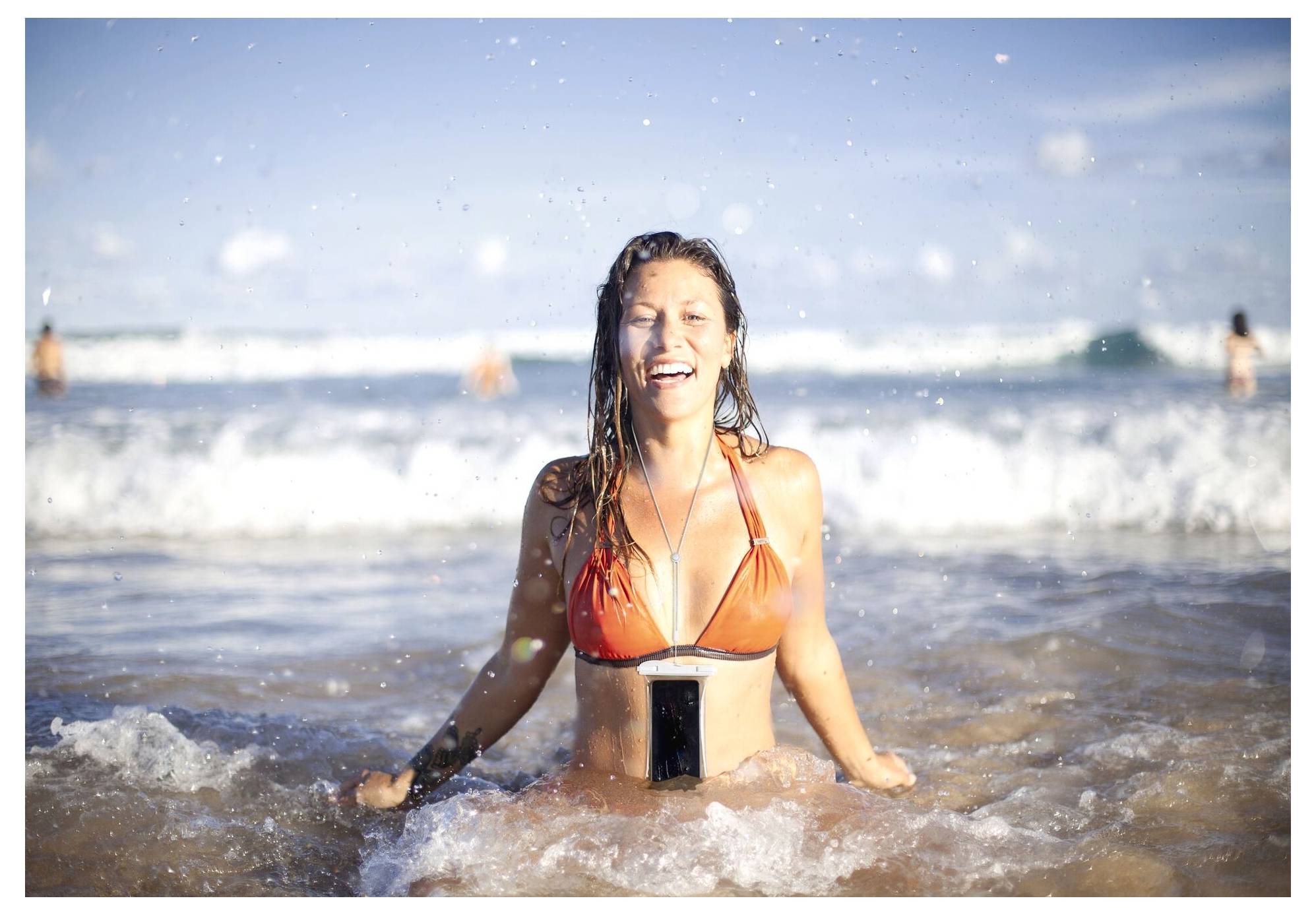 Cellularline Fenstertasche Universal Universal Transparent, Weiß Mit Handschlaufe, Mit Umhängeschlaufe, Wasserdicht FINECGALS25T