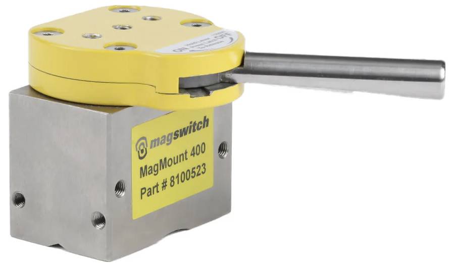 Ein gelb-silberner magnetischer Halter mit der Bezeichnung 'MagMount 400', der zur Befestigung verwendet wird und einen Hebel zur Aktivierung besitzt, hergestellt von Magswitch.