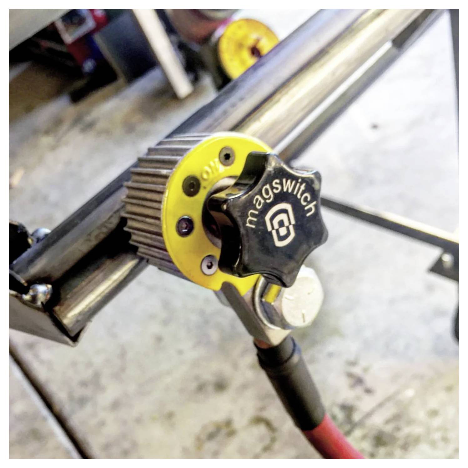 Magswitch 8100746 Magnetischer Schweißerdungsgrundhalter 8100746 Magnetische Schweiß Erdungsklemme schaltbar 300 Amp Gro