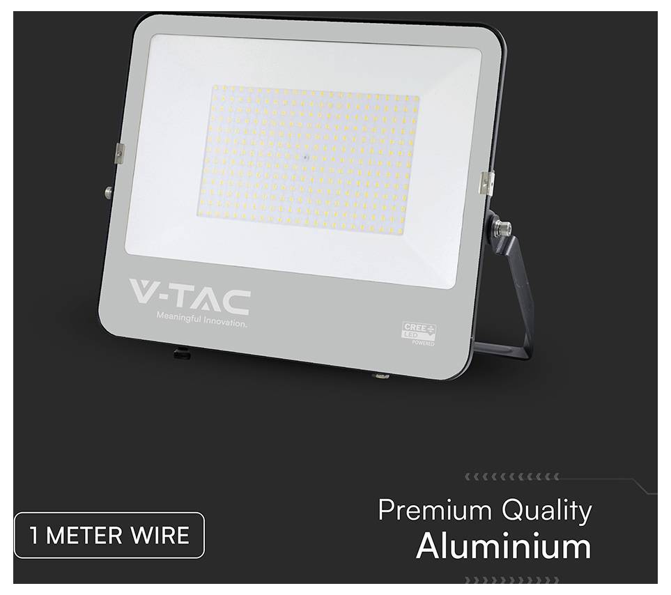 Eine LED-Flutlichtstrahler von V-TAC wird gezeigt. Der Text lautet 