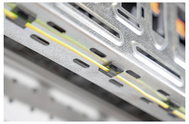 HellermannTyton MAGRB8-PA66/NDFEBR5-BK (15) Kabelclip 151-04464 Bündel-Ø-Bereich 8mm (max) Schwarz 15St.