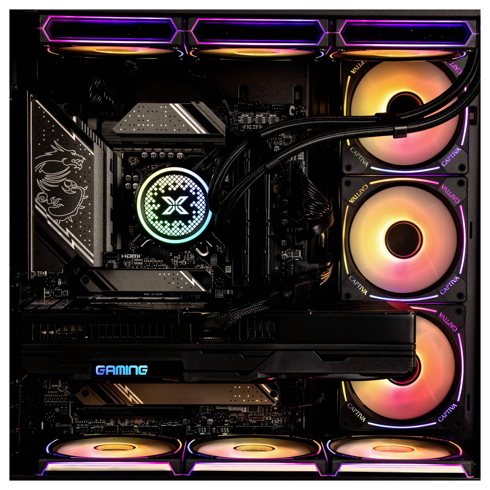 Gaming-PC-Innenraum mit RGB-Beleuchtung, der einen zentralen Prozessorkühler, mehrere Lüfter und eine 