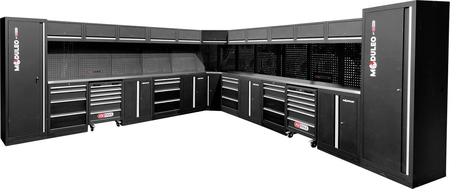Ein modulares schwarzes Garage-Aufbewahrungssystem mit mehreren Schubladen, Schränken und Lochwänden, in L-Form angeordnet für eine optimale Organisation.