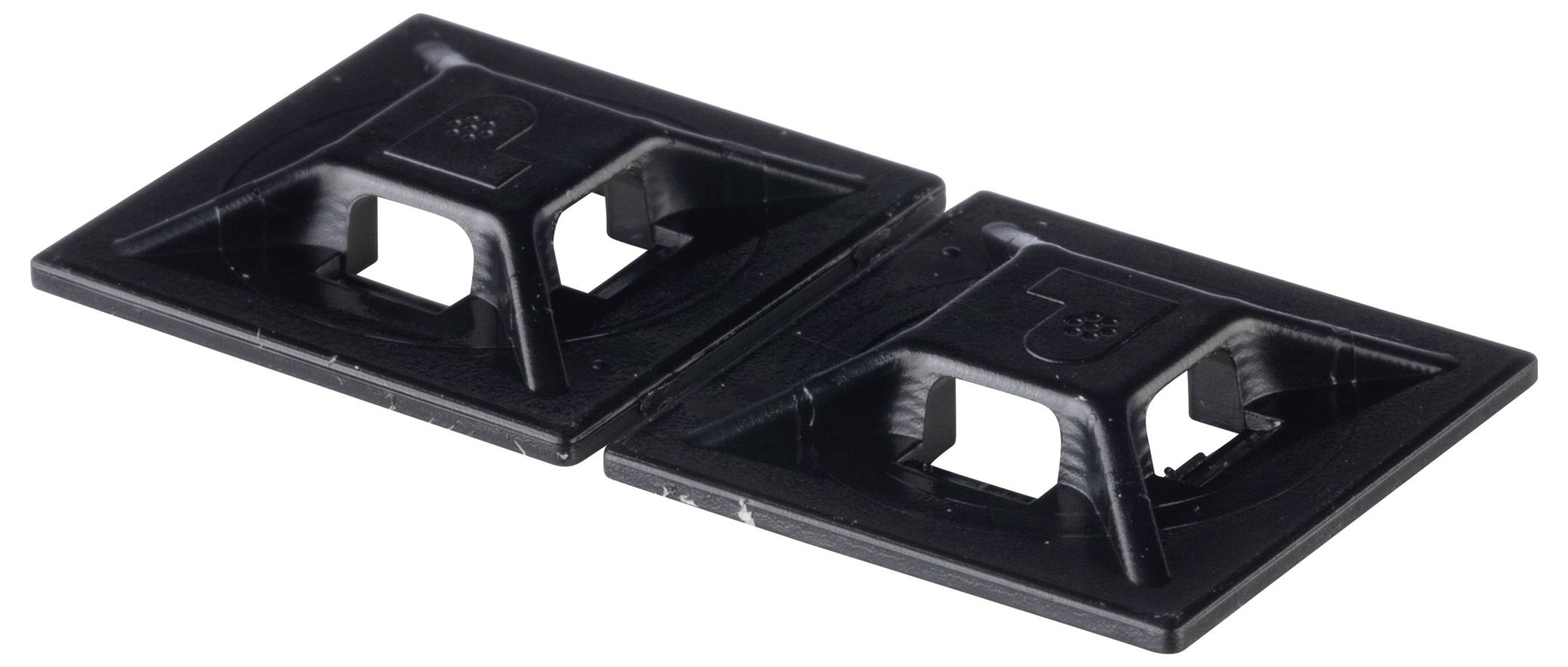 Zwei schwarze Plastik-Kabelklemmen nebeneinander, jede mit einer quadratischen Basis und einem erhöhten dreieckigen Halter zum Befestigen von Kabeln.