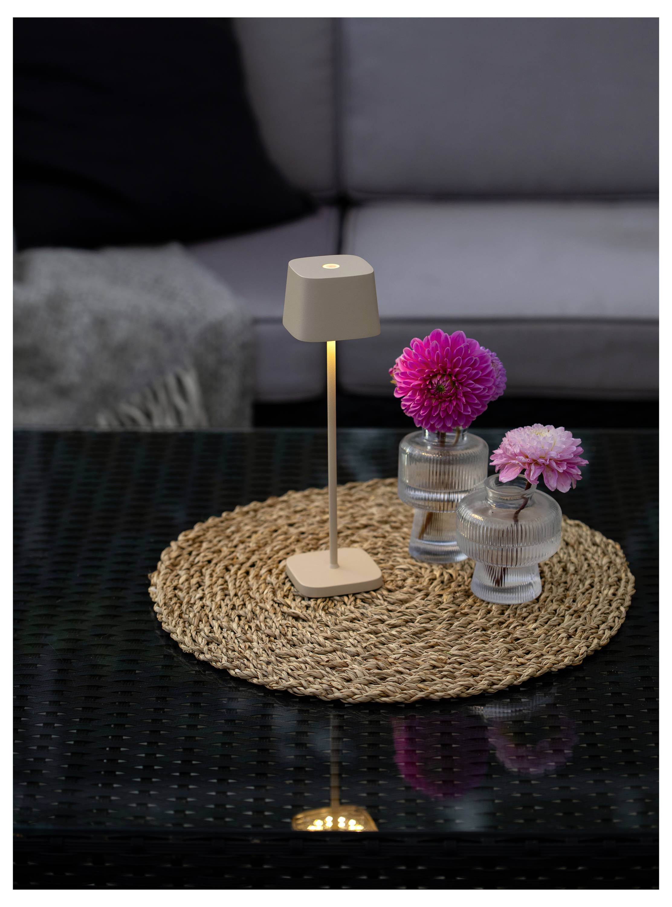 Konstsmide 7829-330 Capri LED-Akku-Tischlampe 2.2W Warmweiß Sand