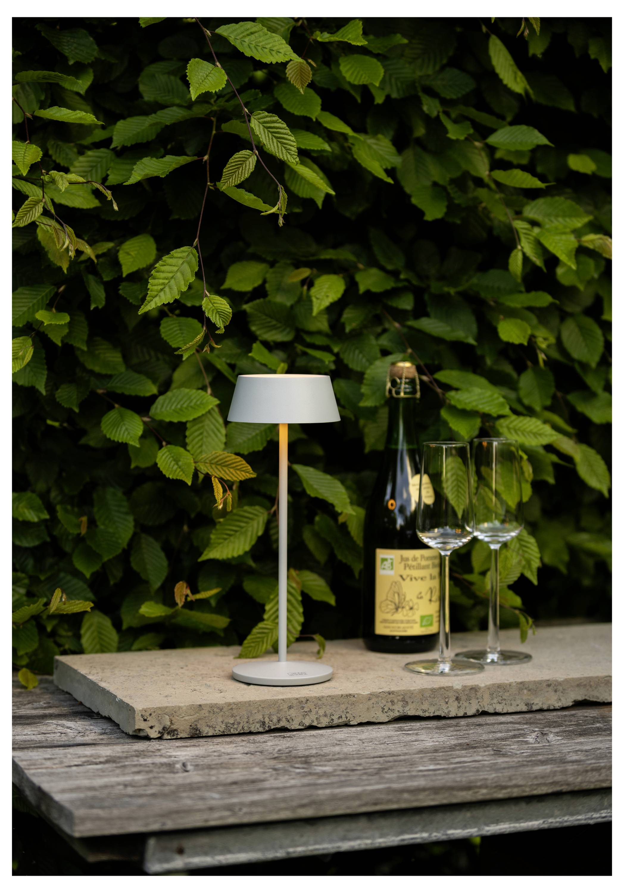 Konstsmide 7839-300 Menton LED-Akku-Tischlampe Grau