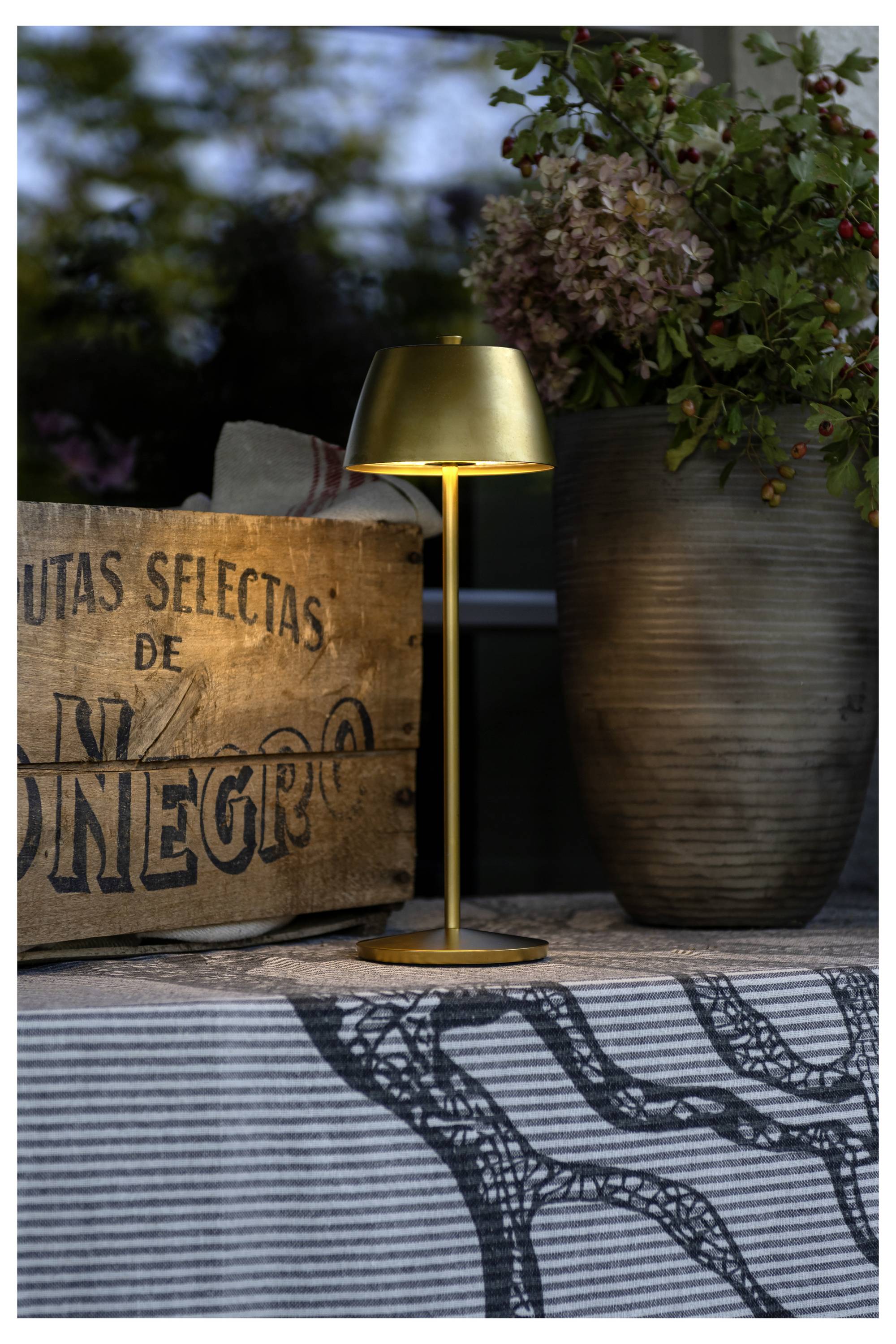 Konstsmide 7840-801 Eze LED-Akku-Tischlampe Gold (matt)