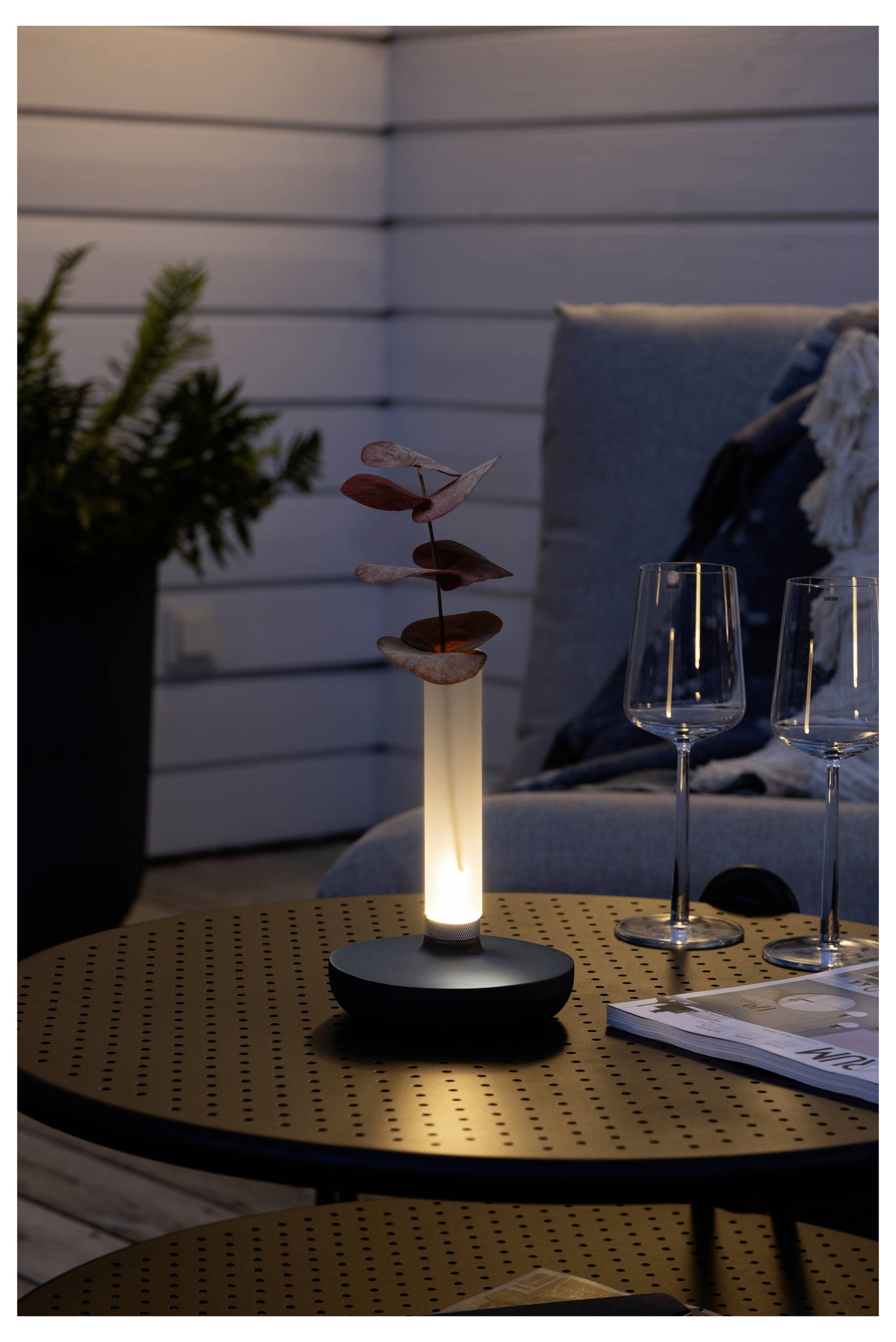 Konstsmide 7827-373 Biarritz LED-Akku-Tischlampe Dunkelgrün