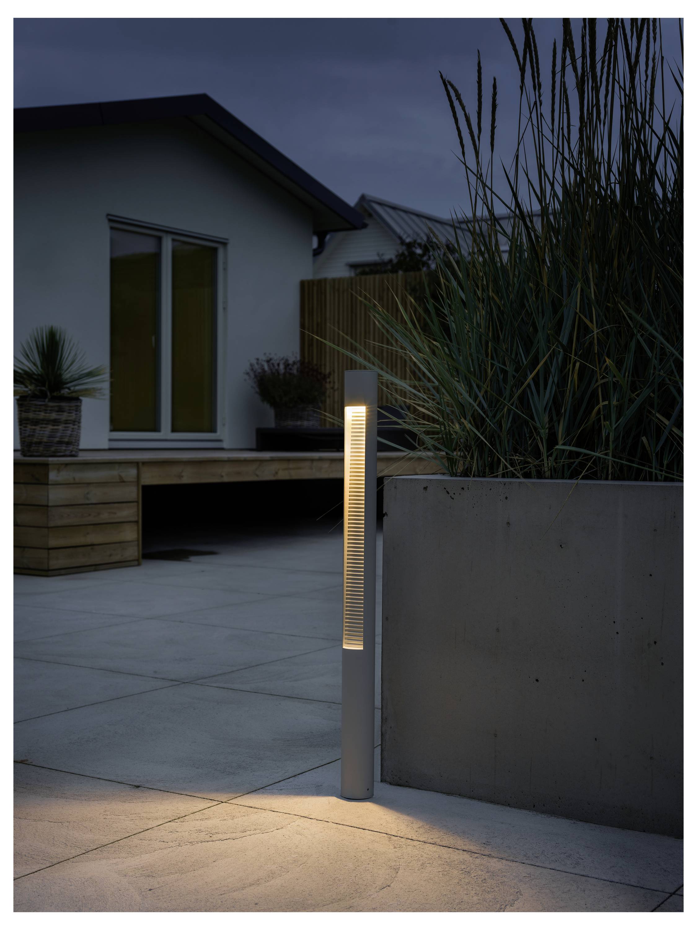 Konstsmide 7537-250 Udine Außenstandleuchte EEK: G (A - G) LED LED 12W Weiß