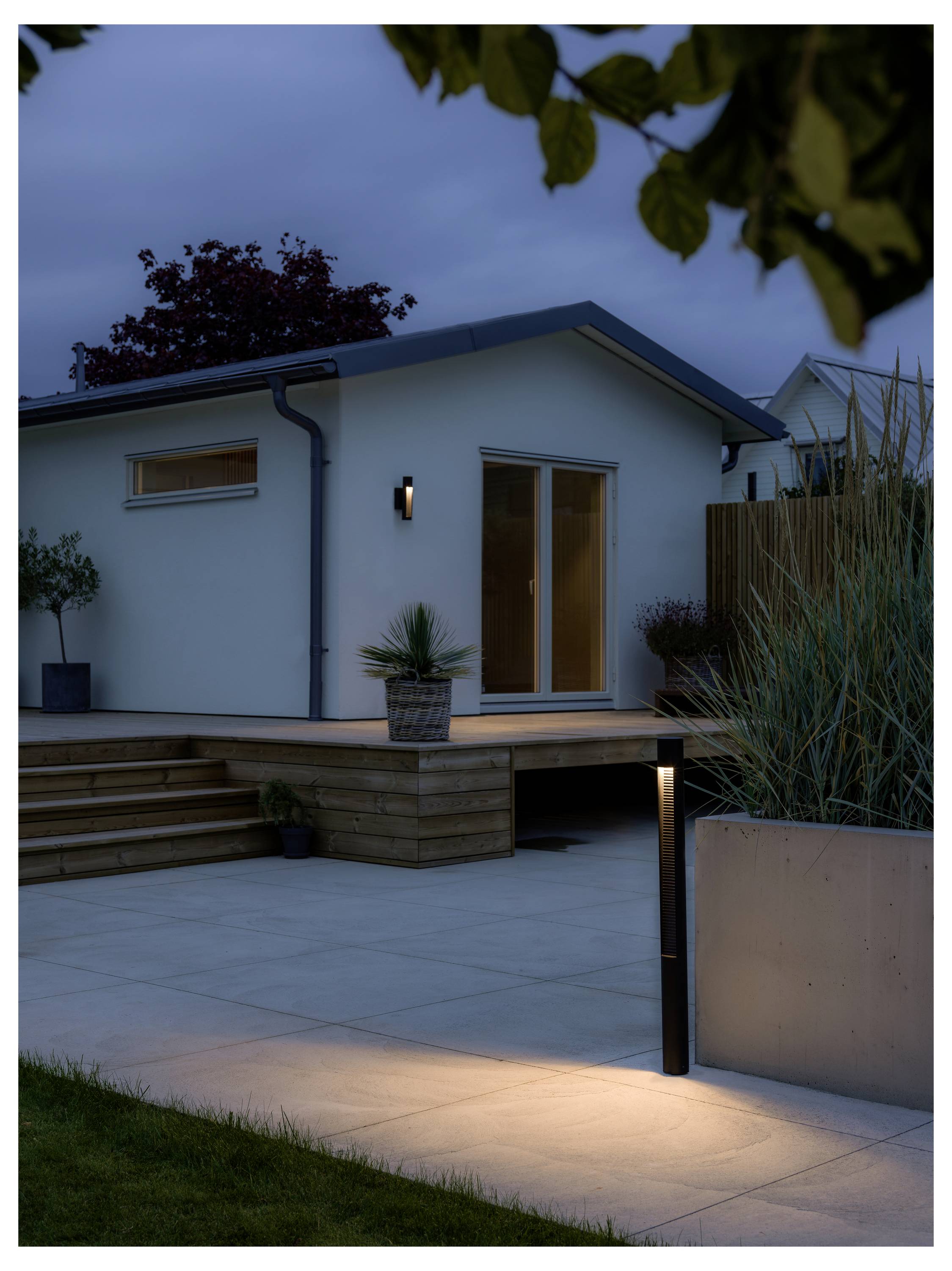 Konstsmide 7537-750 Udine Außenstandleuchte EEK: G (A - G) LED LED 12W Schwarz