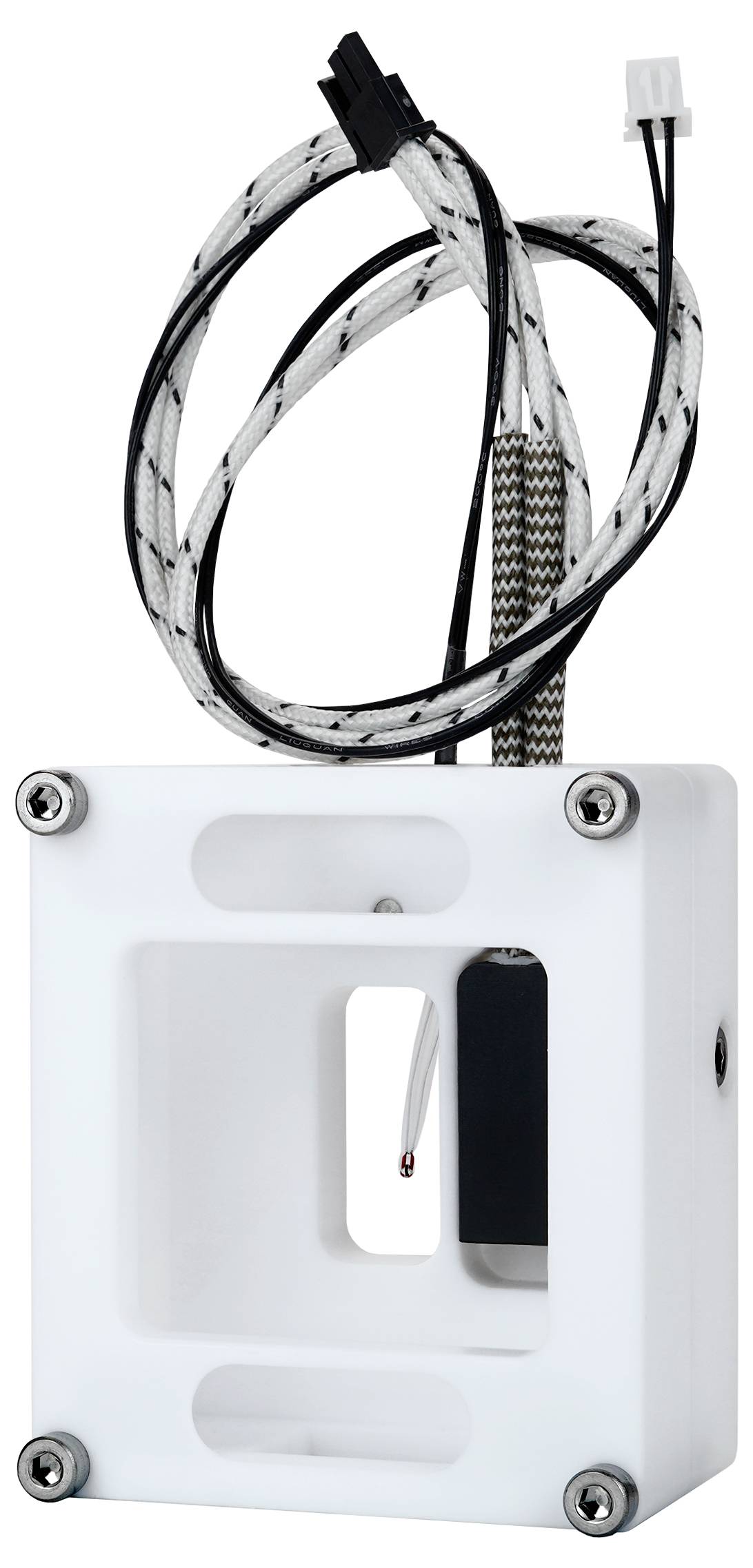 Eine weiße rechteckige 3D-Druckerkomponente mit einem hohlen Zentrum und angeschlossenen Kabeln, höchstwahrscheinlich für eine elektronische Verbindung.