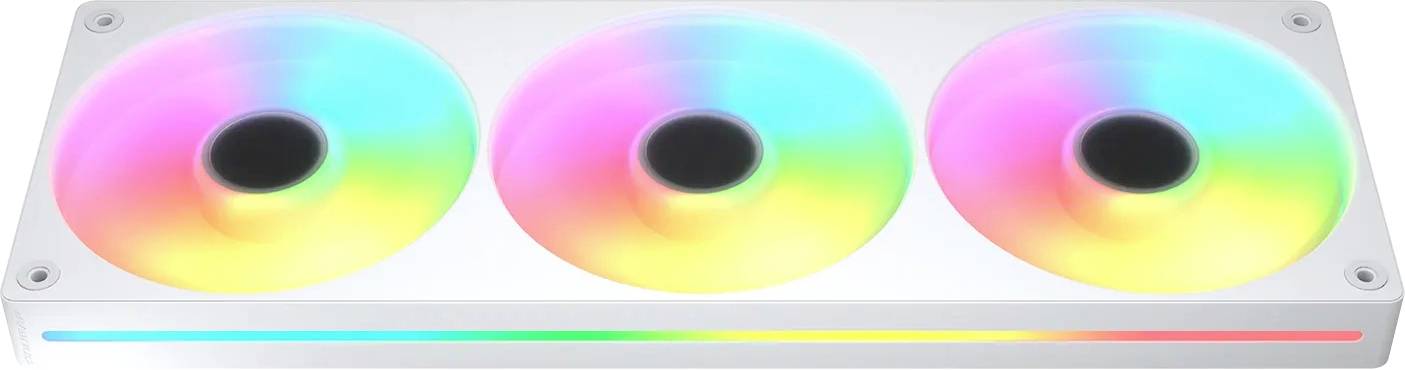 Ein Computerkühllüftersystem mit drei kreisförmigen Lüftern, die farbenfrohe RGB-Beleuchtung zeigen und auf einem weißen Rahmen montiert sind.