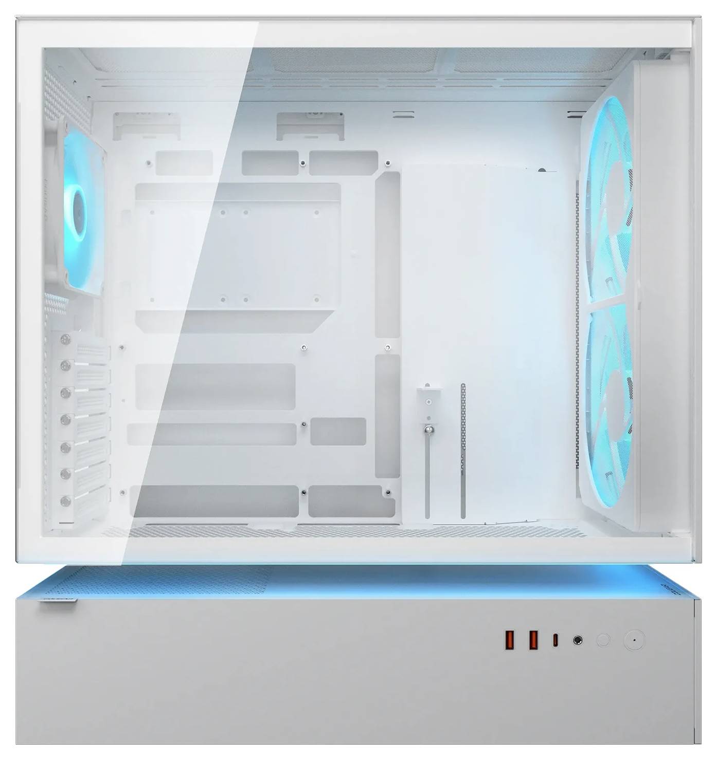 Ein weißes Computergehäuse mit einer Glasseite, ausgestattet mit blau beleuchteten LED-Lüftern an der Seite und Rückseite, der einen leeren Innenraum präsentiert.