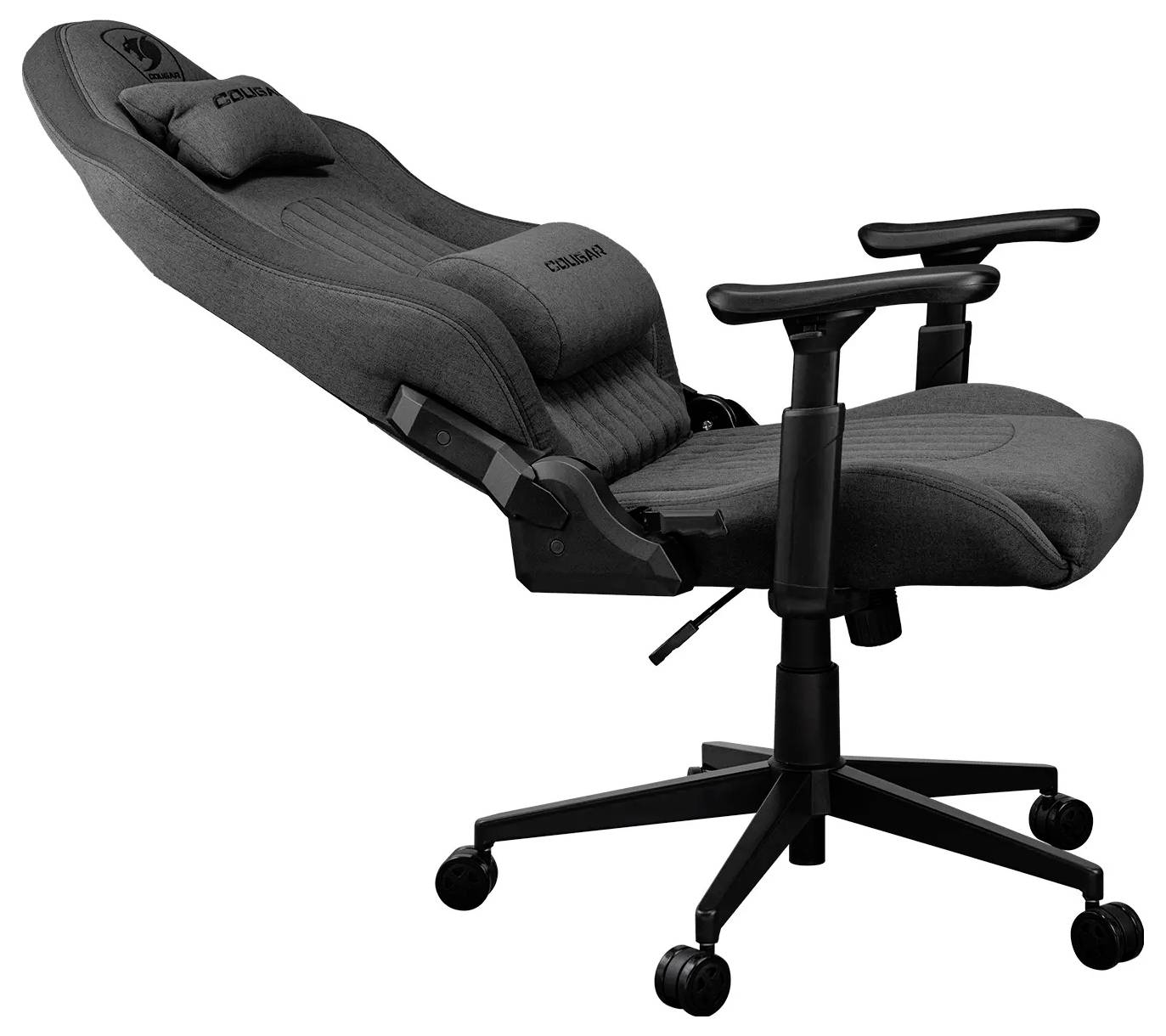 Ein schwarzer Bürodrehstuhl zum Zurücklehnen mit gepolsterten Armlehnen, Lendenkissen und verstellbarer Sitzhöhe, entwickelt für ergonomische Unterstützung und Komfort.