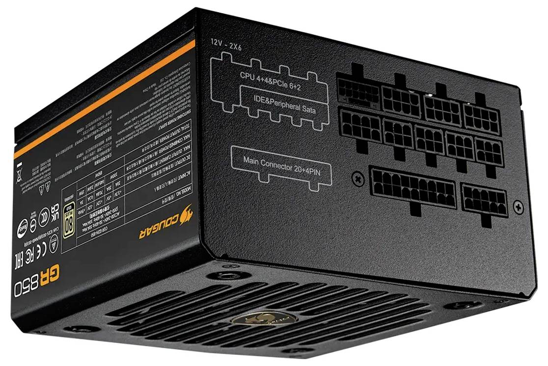 Eine Cougar CR850 Netzteil-Einheit mit mehreren Anschlussports für CPU, Peripheriegeräte und Hauptanschluss.