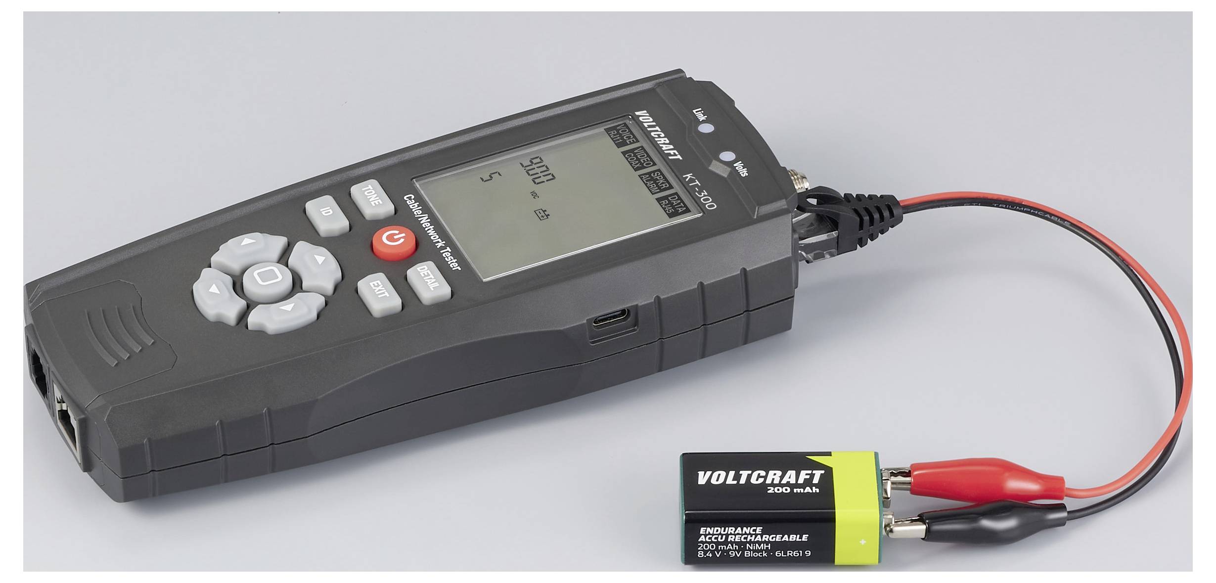 Ein digitales Messinstrument mit einem Bildschirm, auf dem „500