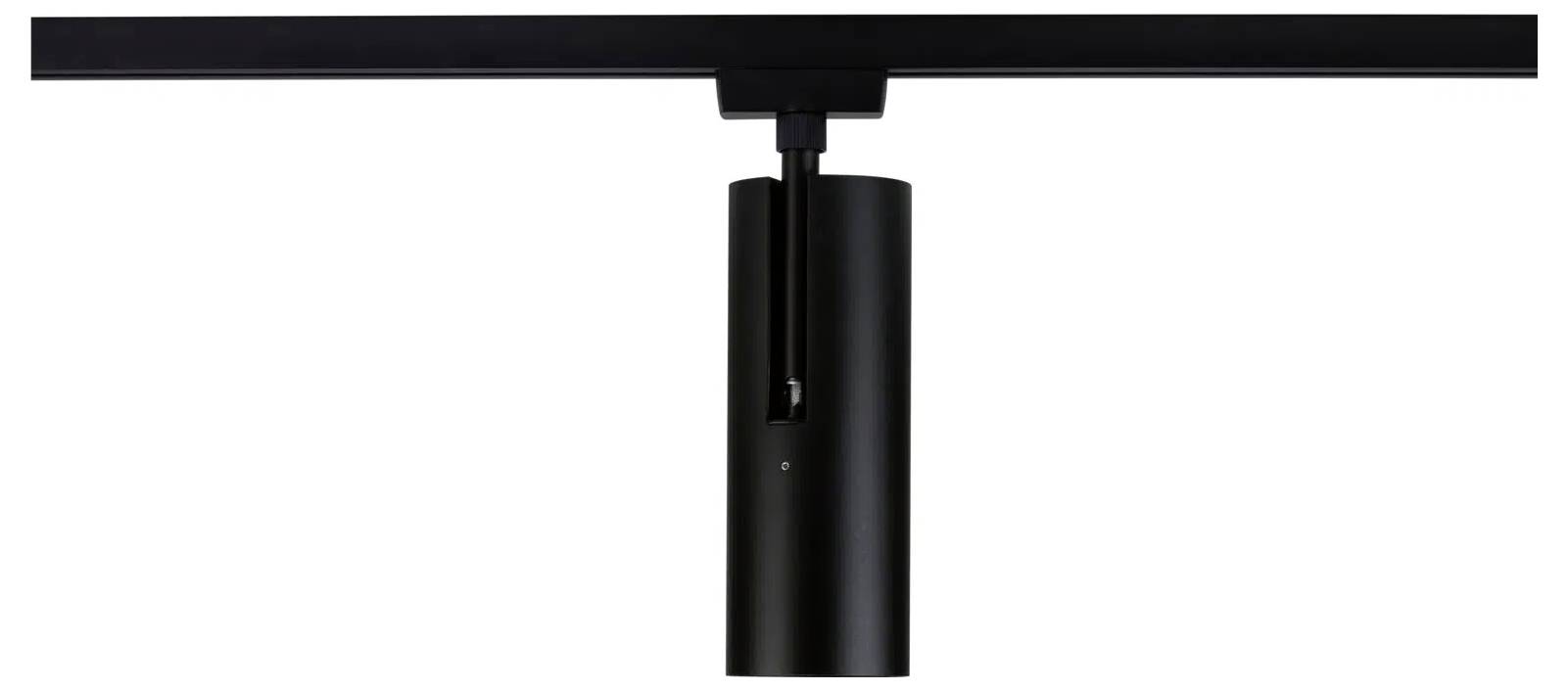 Schwarze, zylindrische Deckenrailleuchte, die an einem horizontalen Balken befestigt ist und nach unten gerichtet ist.
