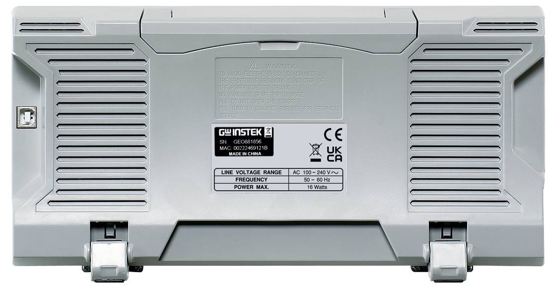 Das Bild zeigt die Rückansicht eines grauen GWINSTEK-Geräts mit Etiketten für Modell, Spannung (AC 100-240 V~, 50-60 Hz) und maximale Leistung (15 W).