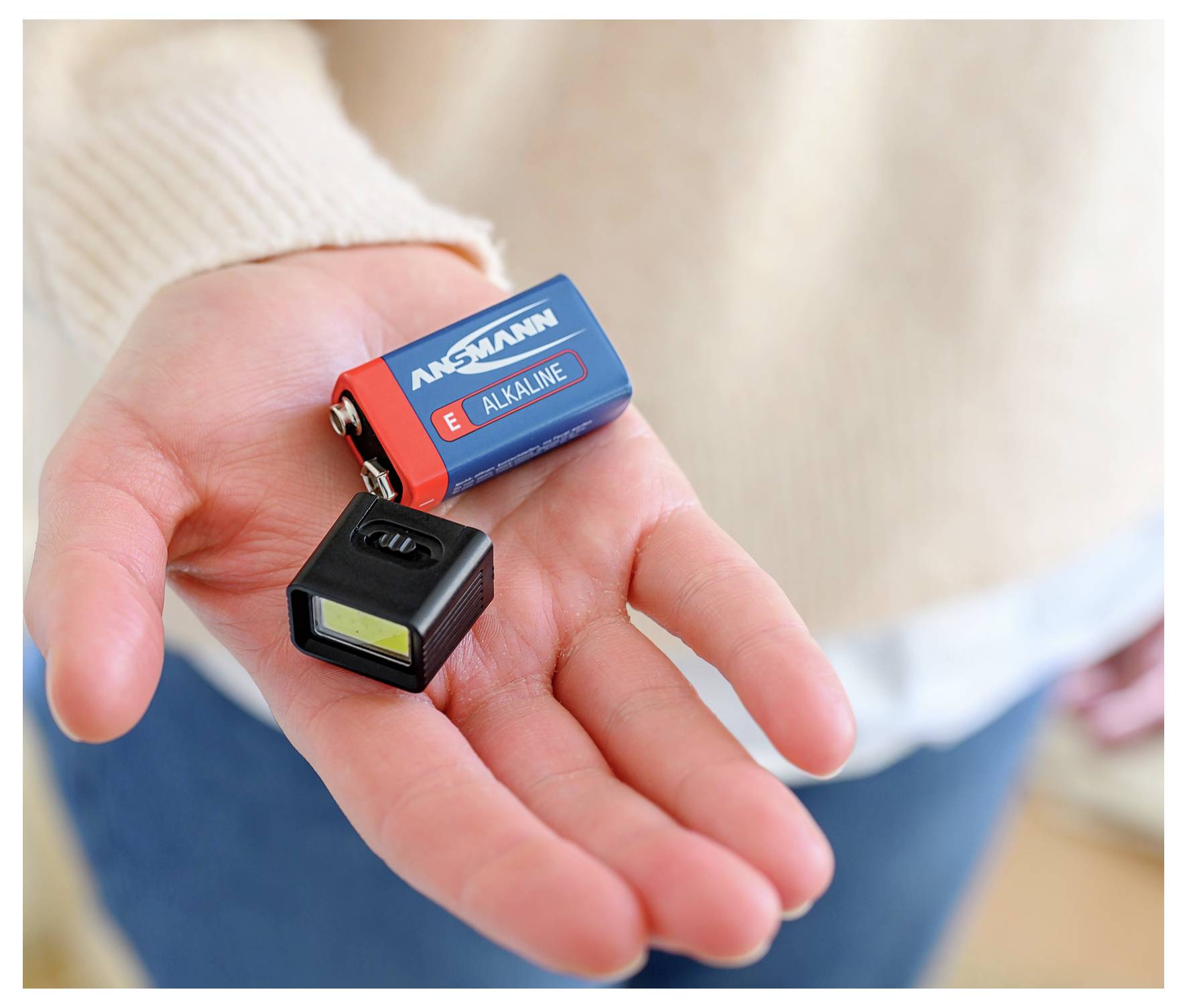 Ansmann 1600-0714 COB LED Mini-Leuchte betrieben durch 9V Batterie COB LED Handlampe batteriebetrieben 3W 60lm