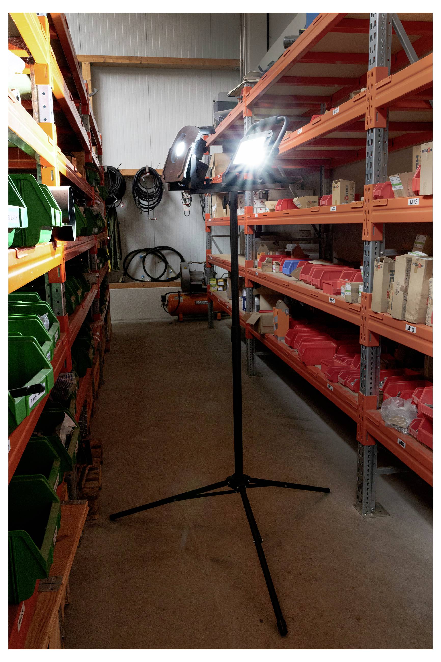 Ansmann Universalstativ UT180 Baustrahlerstativ Stativlänge (max.): 1800mm 1600-0705