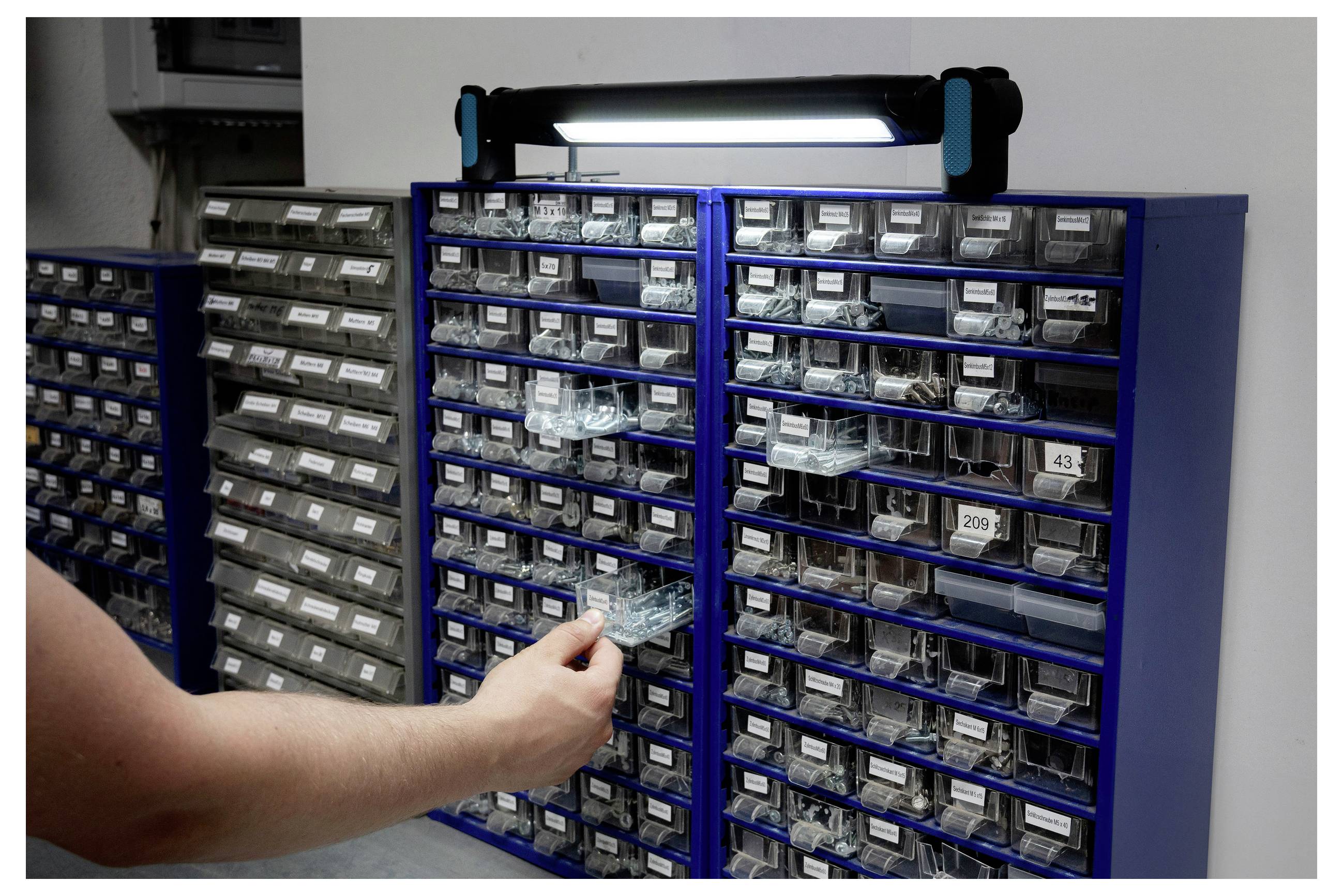 Ansmann 1600-0611 Akku-Universalleuchte ML3000RD 2021 Energieeffizienzklasse n.rel