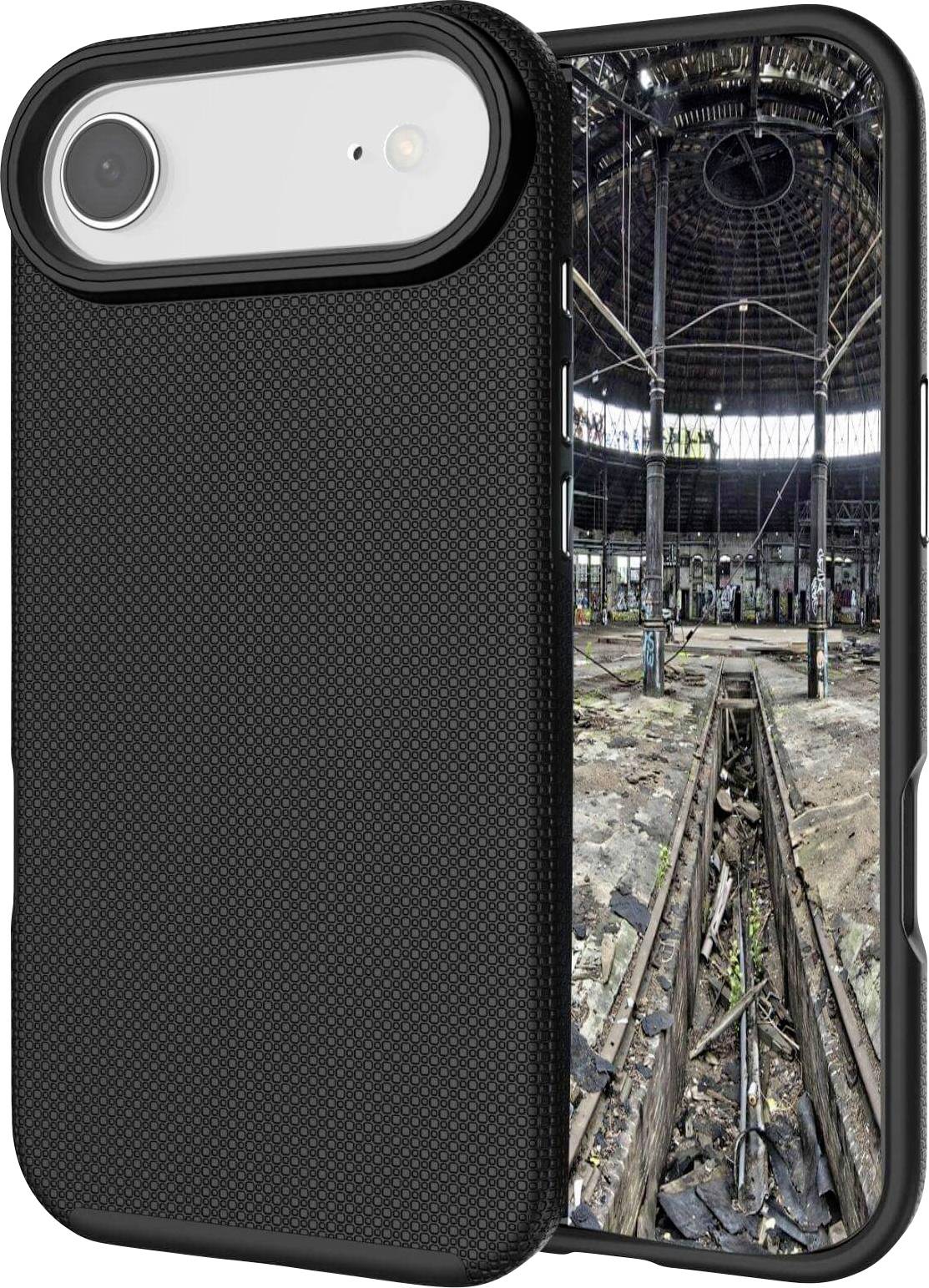 Ein Smartphone mit einem robusten, strukturierten schwarzen Gehäuse. Der Bildschirm zeigt ein Bild einer verlassenen, industriellen Lagerhalle mit Trümmern auf den Gleisen.