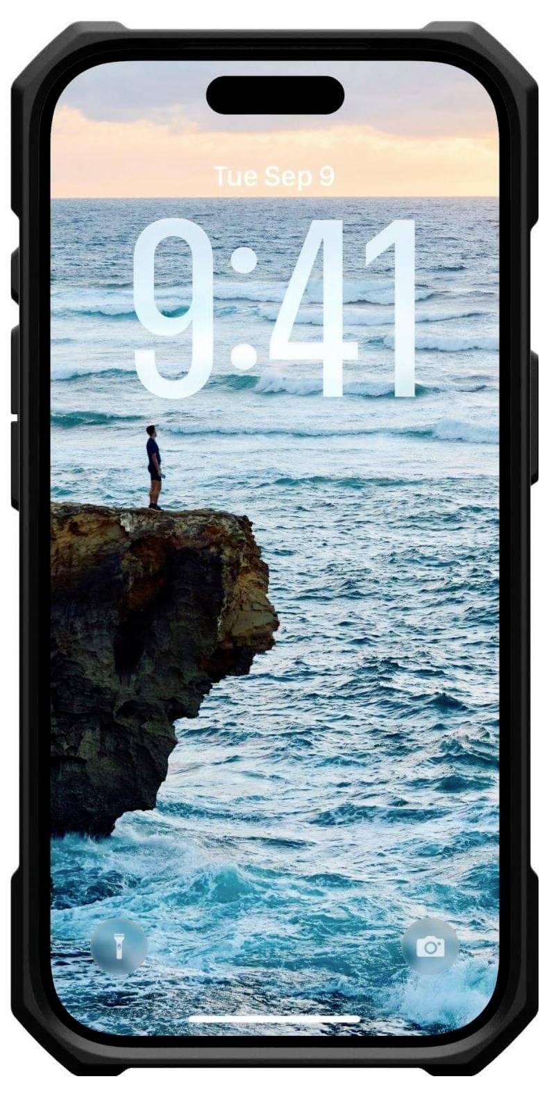 Ein Smartphone-Display zeigt eine Uhrzeit von '9:41' und das Datum 'Di Sep 9'. Der Hintergrund ist eine Meeresumszenerie mit Wellen und einer Person, die auf einer Klippe steht.