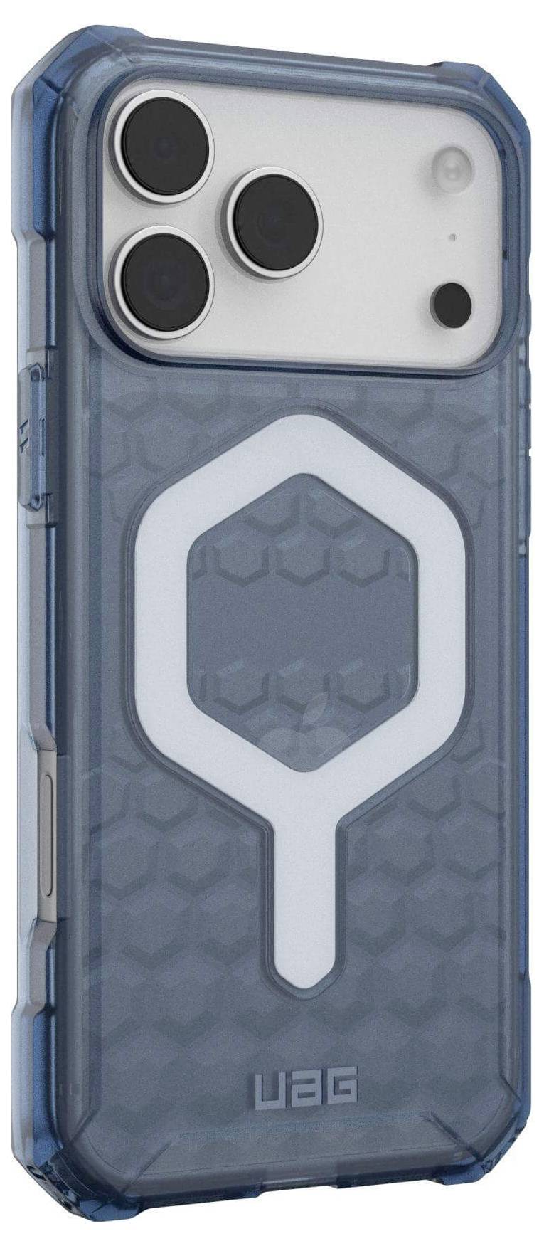 Ein robustes Smartphone-Gehäuse mit einem dunkelblauen, sechseckigen Muster; durchsichtige Rückseite zeigt das Drei-Kamera-Setup des Telefons; UAG-Branding ist sichtbar.