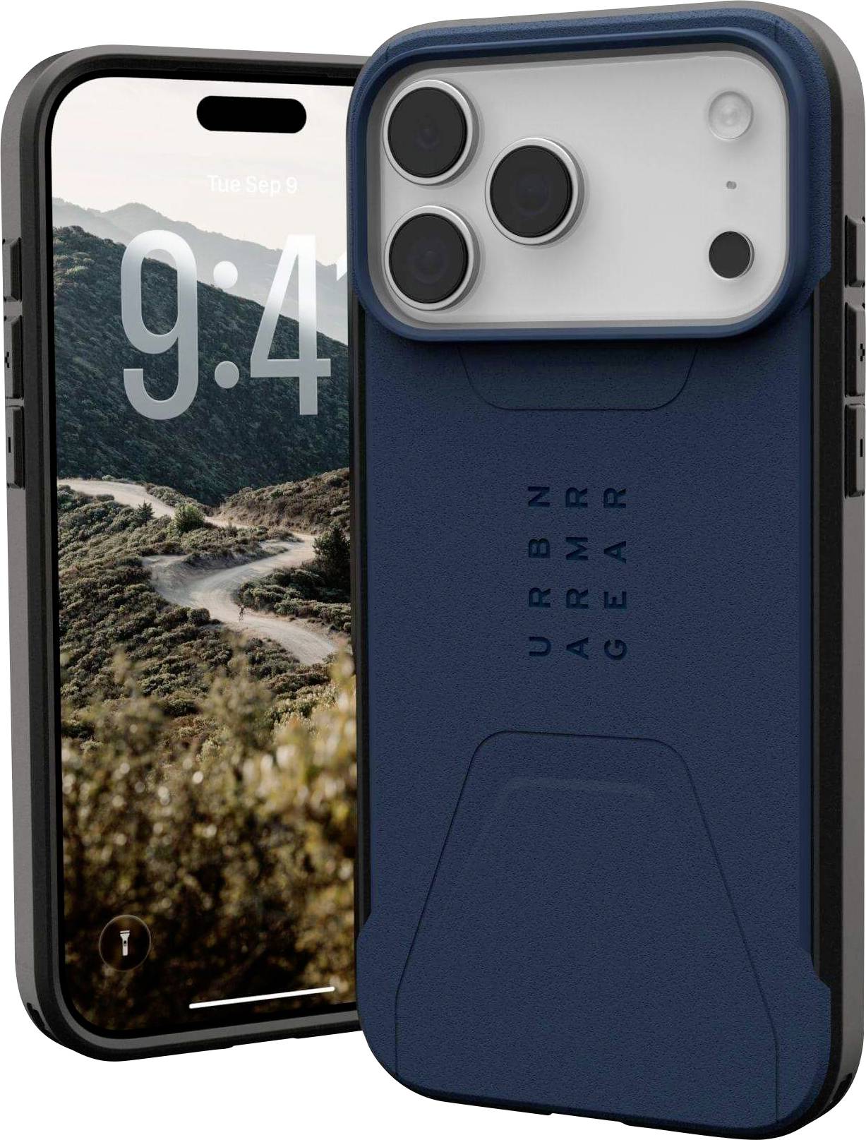 Ein Smartphone mit einem robusten blauen 'Urban Armor Gear' Gehäuse, ausgestattet mit drei großen Kameraobjektiven, und einem Display, das einen malerischen Bergpfad zeigt.