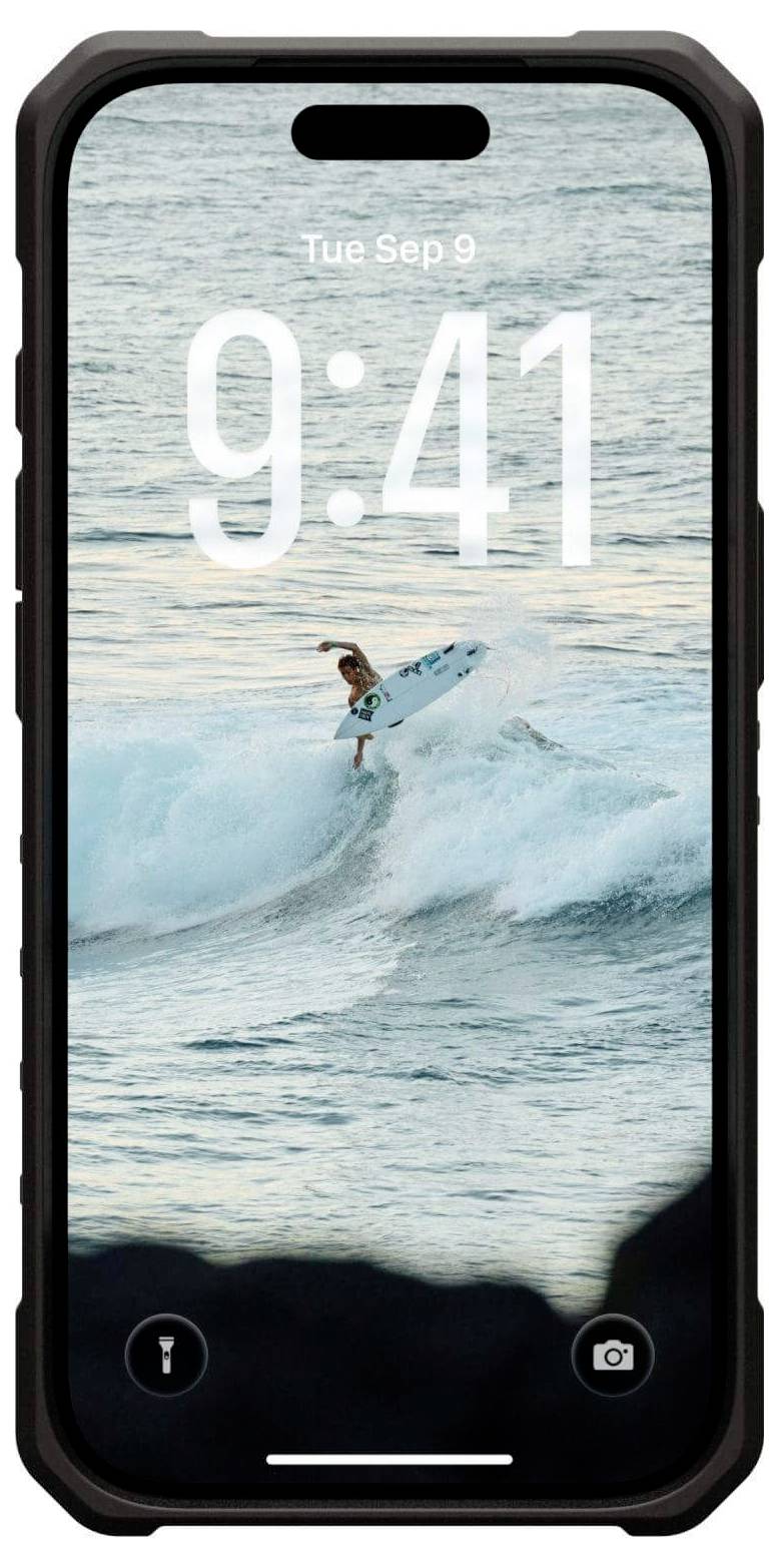 Ein Smartphone-Bildschirm zeigt einen Sperrbildschirm mit einem Surfer, der bei Tageslicht eine große Welle reitet, mit Icons für Kamera und Taschenlampe.