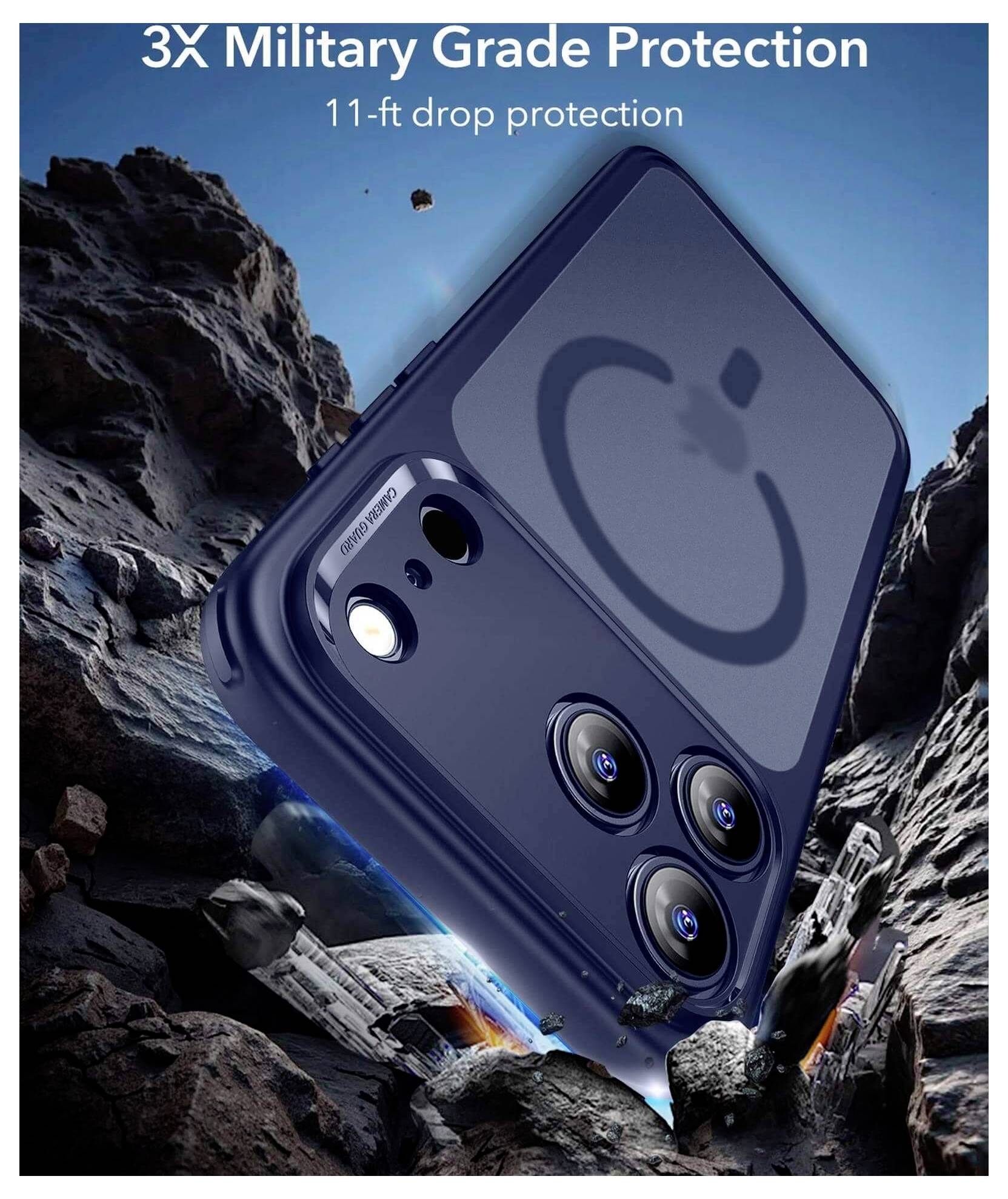Telefon mit Triple-Kamera, robustes Gehäuse, im Freien auf felsiger Landschaft gezeigt. Text: 3-facher militärischer Schutzstandard, Sturzschutz aus 3,5 Metern Höhe.