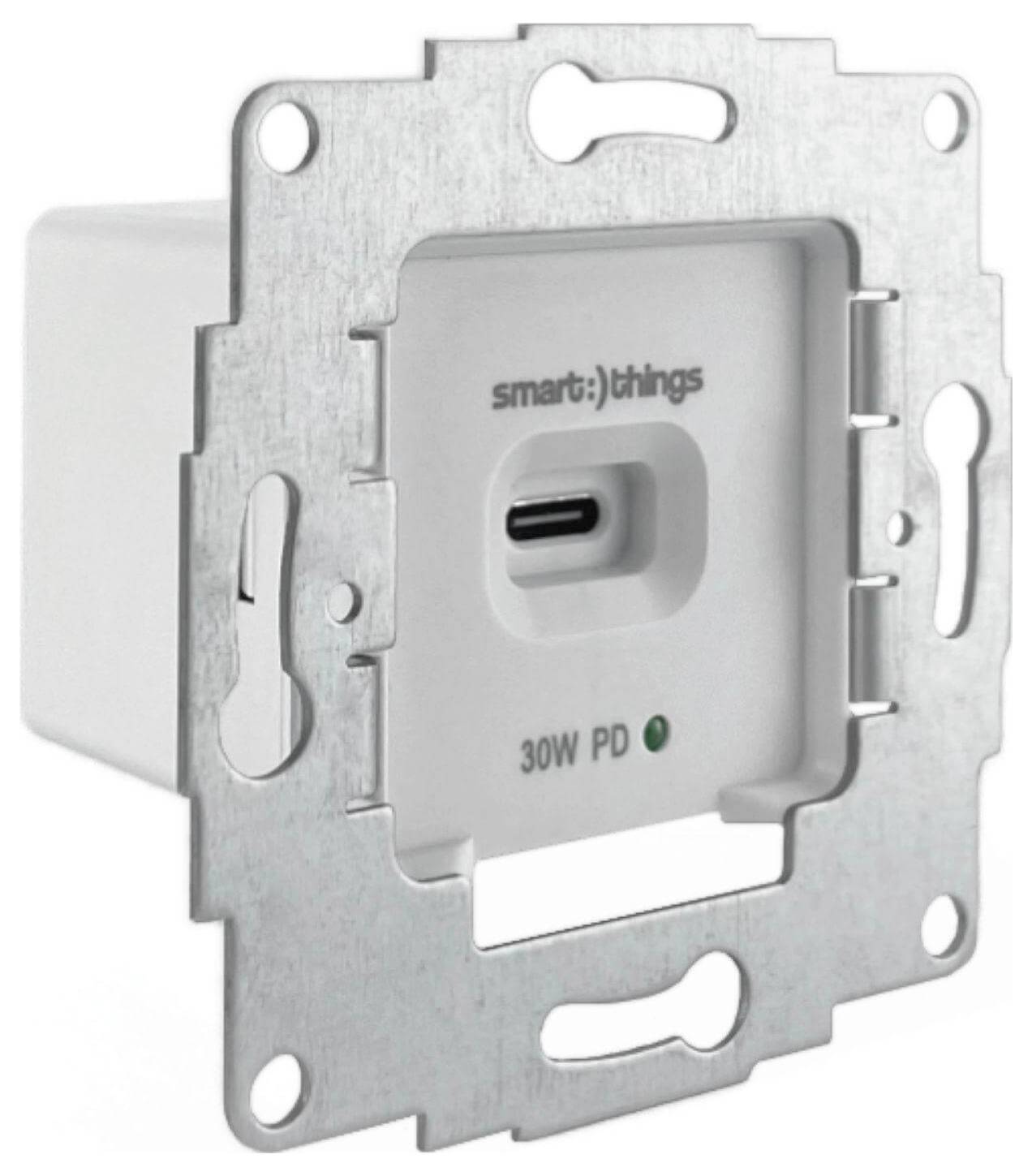 Eine silberne Wandsteckdose mit einem USB-C-Anschluss mit der Beschriftung „smart:)things 30W PD