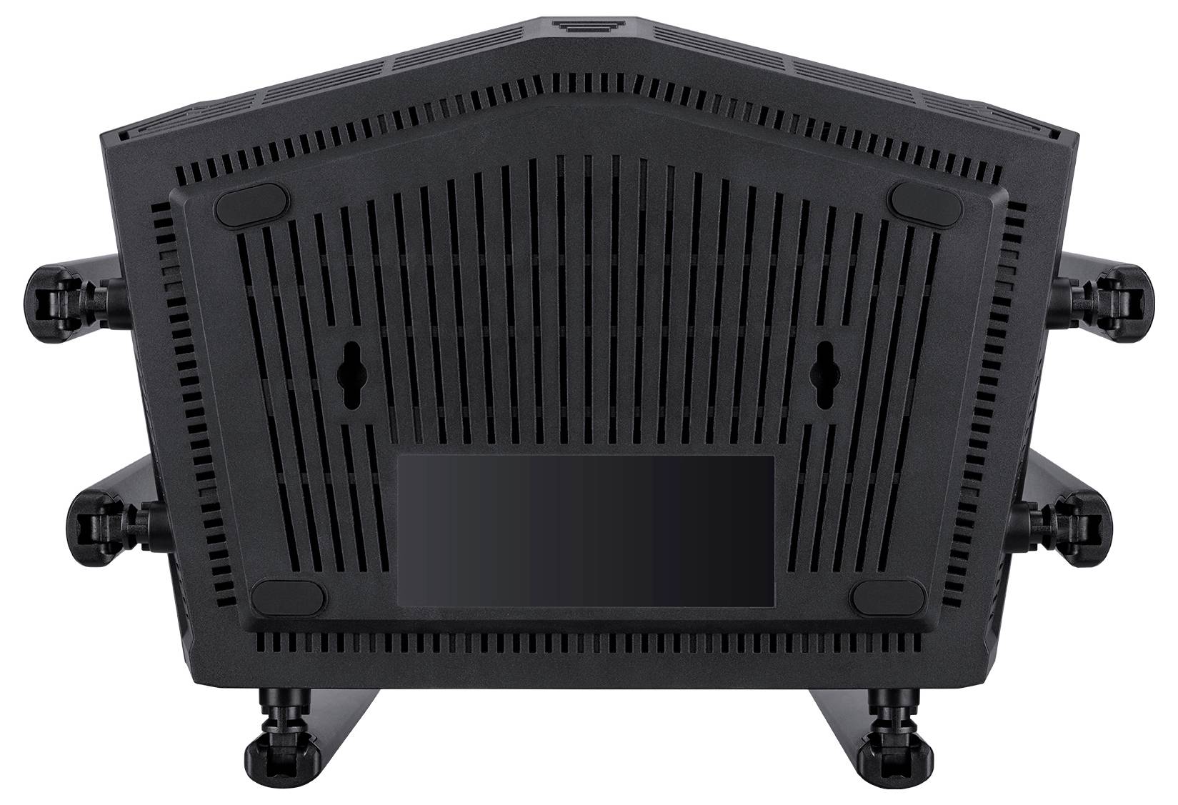 Das Bild zeigt die Unterseite eines schwarzen elektronischen Routers mit Lüftungsschlitzen und Befestigungslöchern. Der Router hat mehrere nach außen gerichtete Antennen.