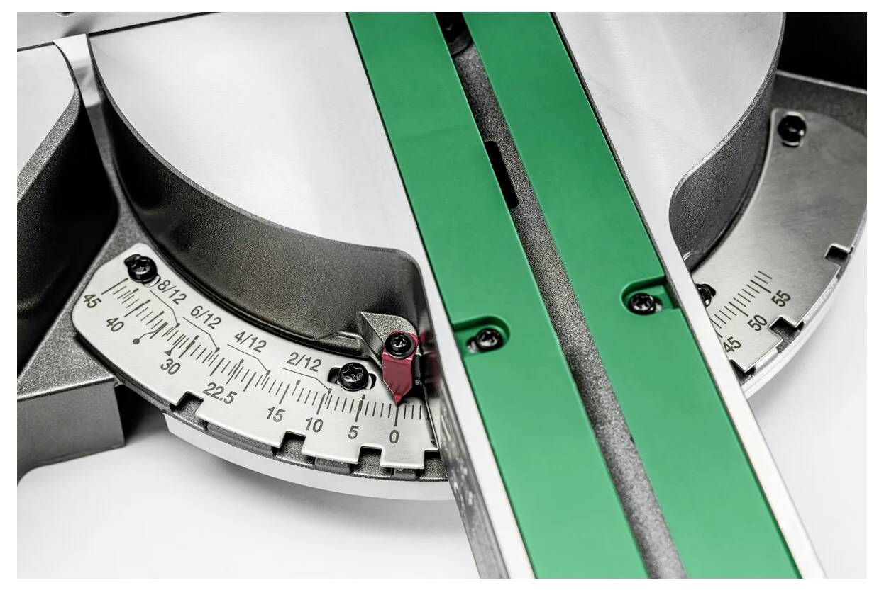 HiKOKI C12RSH3 Paneelsäge 305mm 30mm 1520W