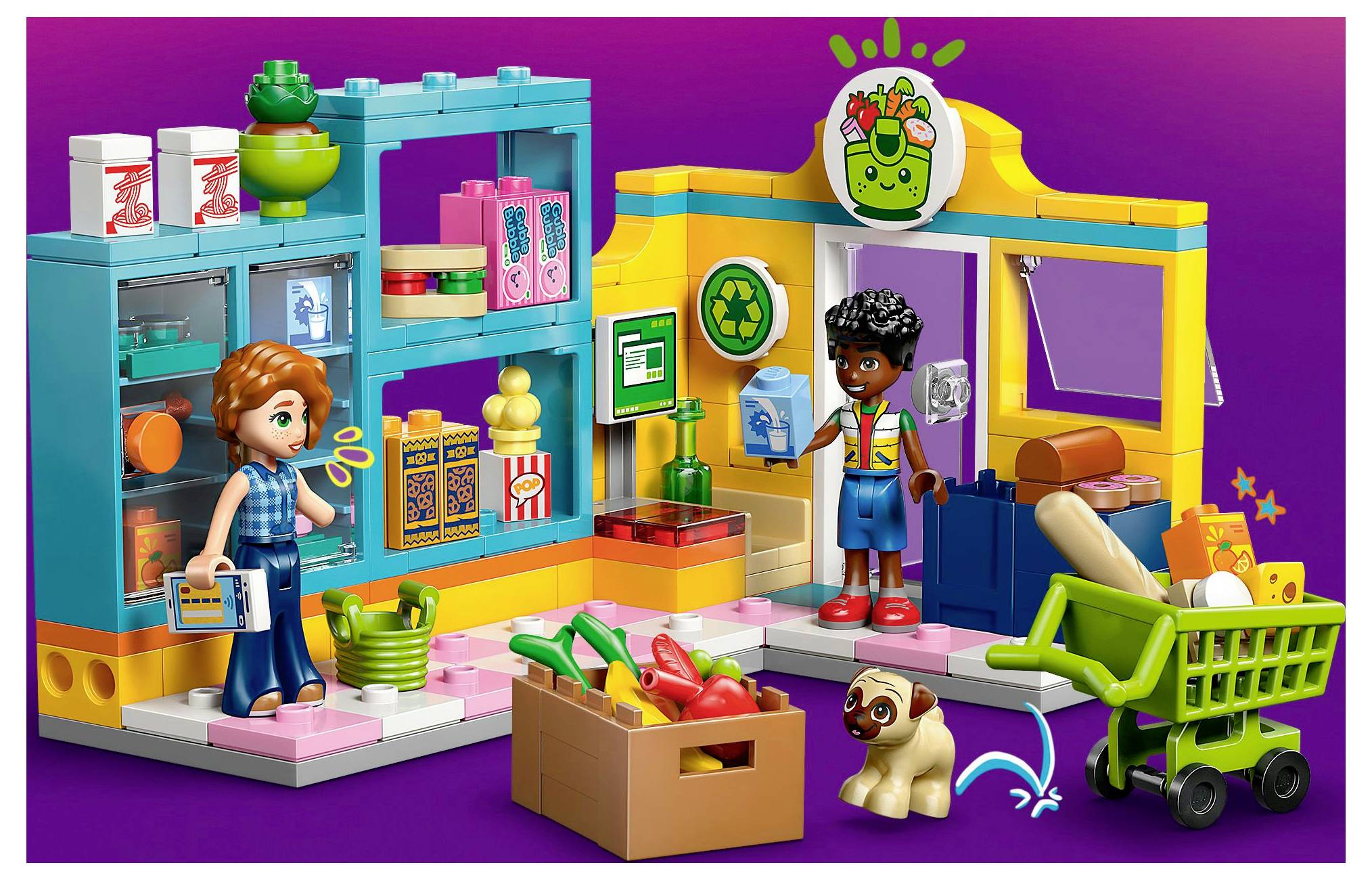 Zwei Kinder spielen in einem bunten Spielzeug-Supermarkt mit einem Einkaufswagen, Lebensmitteln und einem verspielten Hund. Ein leuchtend violetter Hintergrund verstärkt die Szene.