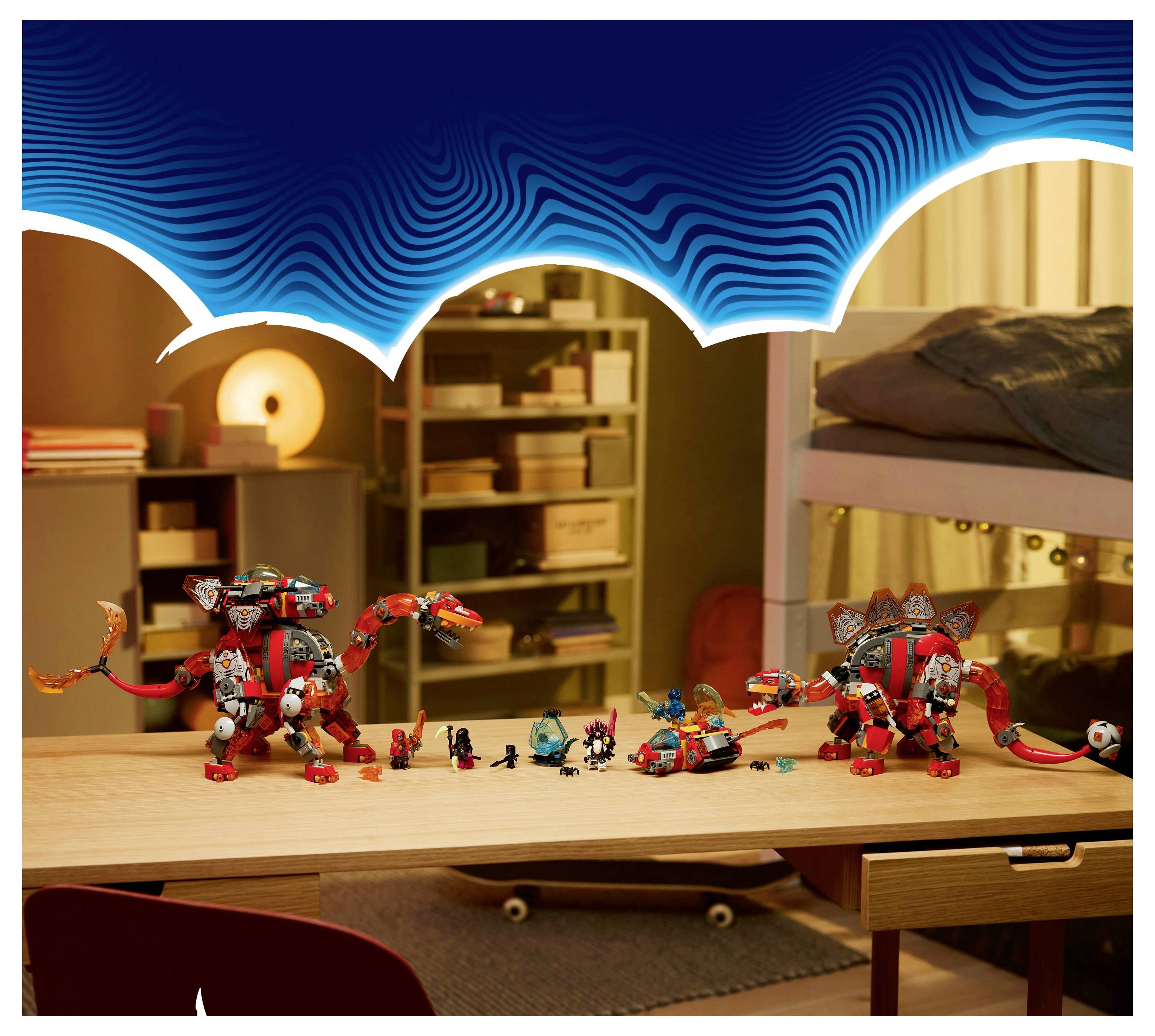 Bunte Roboter-Dinosaurier-Spielzeuge auf einem Tisch in einem gemütlichen, modernen Schlafzimmer mit ambientem Licht und ordentlich angeordneten Regalen im Hintergrund.